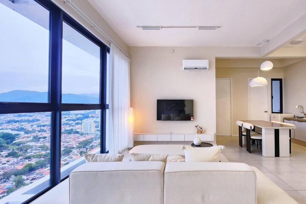 Tatami with HomeCinema, 9pax, Urban Suites by PG Home photo 3