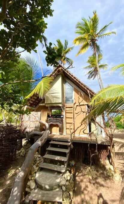 Fazenda Maison Beach Front Bungalow
