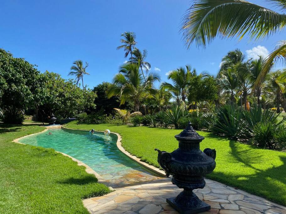 Fazenda Maison Beach Front Bungalow
