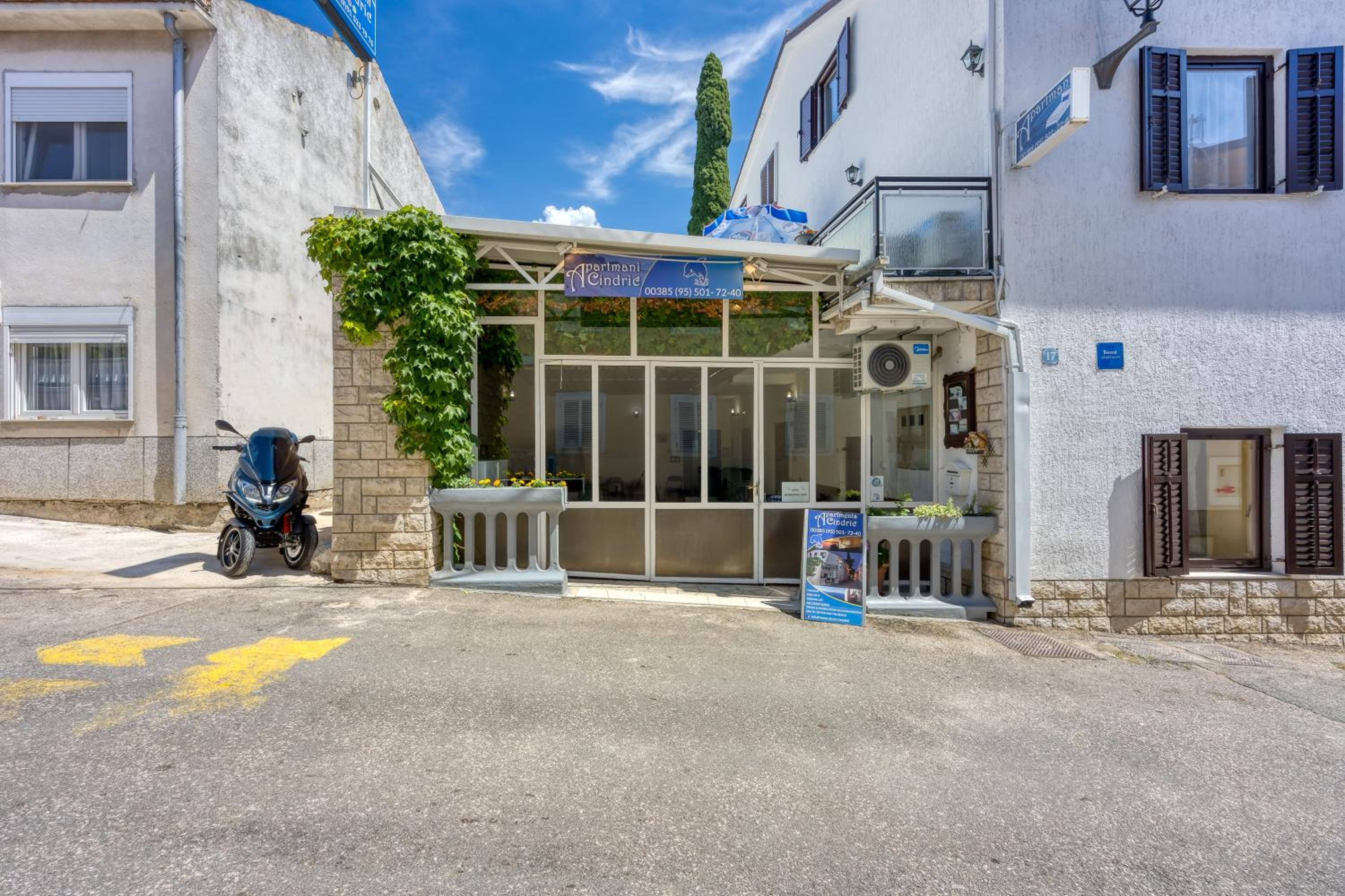 Apartments Cindrić