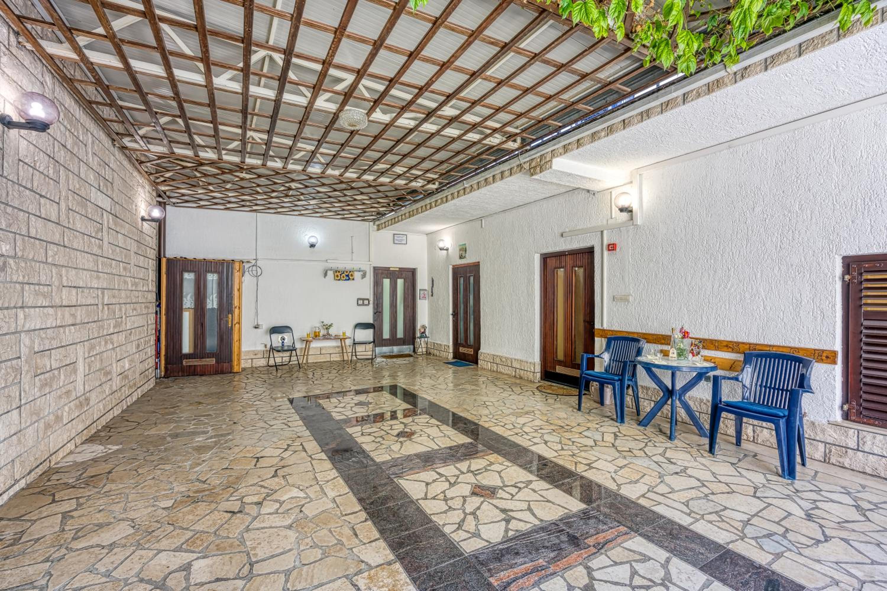 Apartments Cindrić