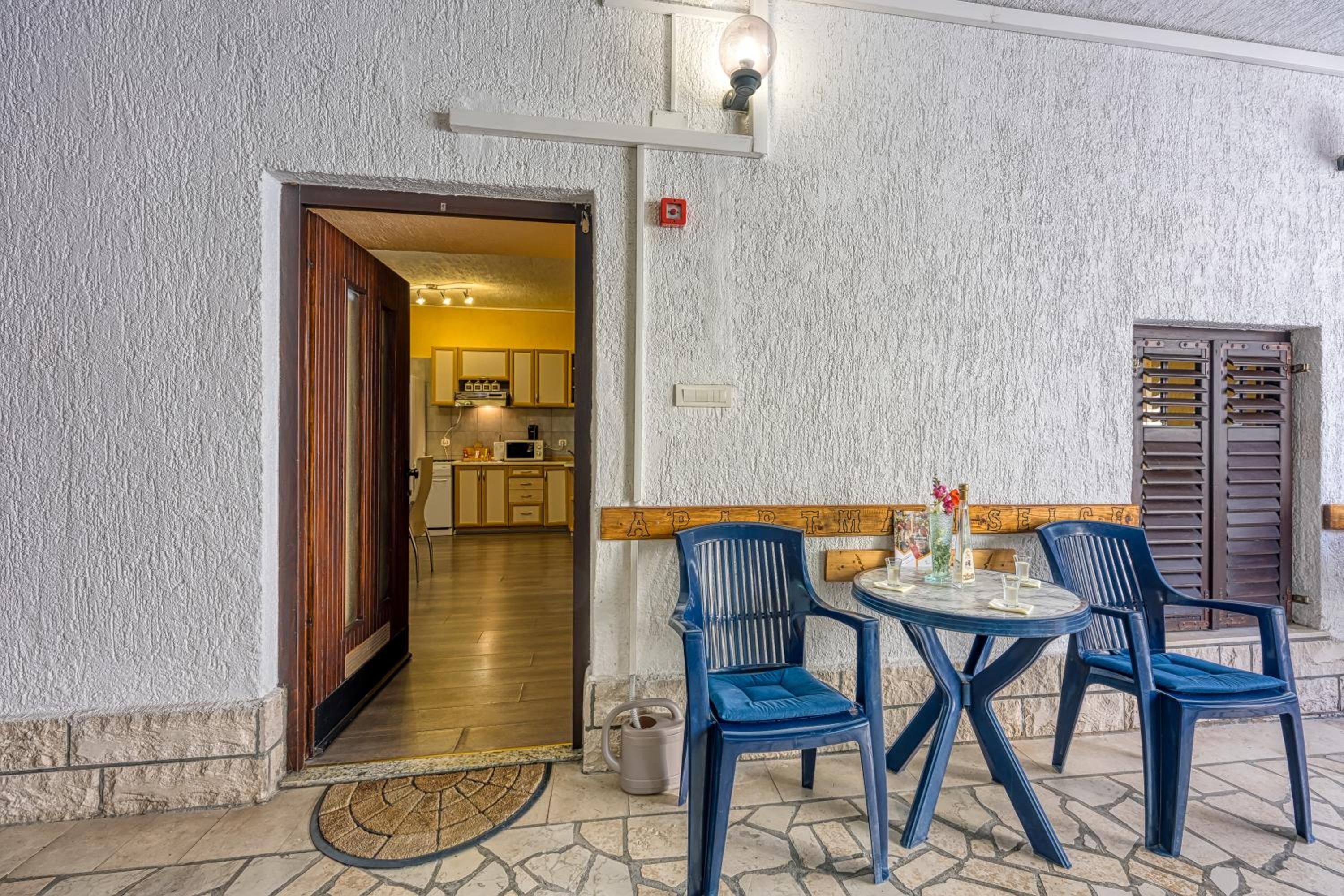 Apartments Cindrić