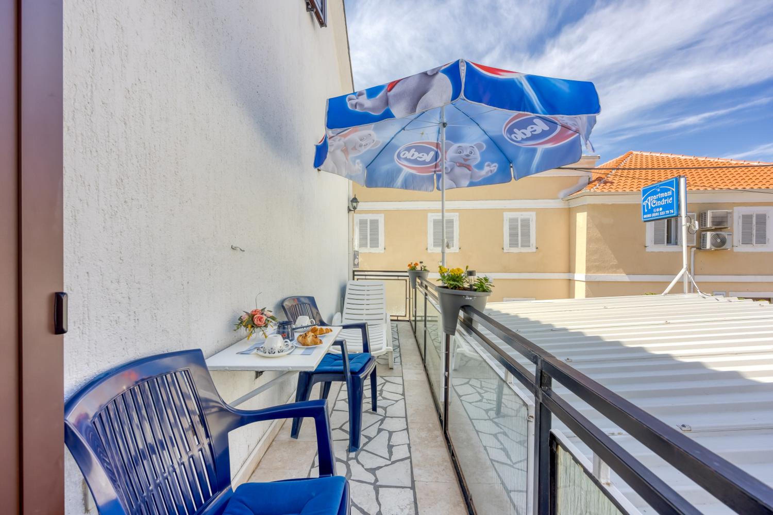 Apartments Cindrić