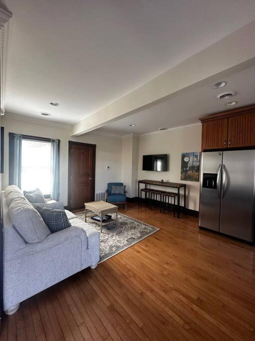 Douglas Treehouse - Saugatuck-Douglas - Sleeps 4 view 5