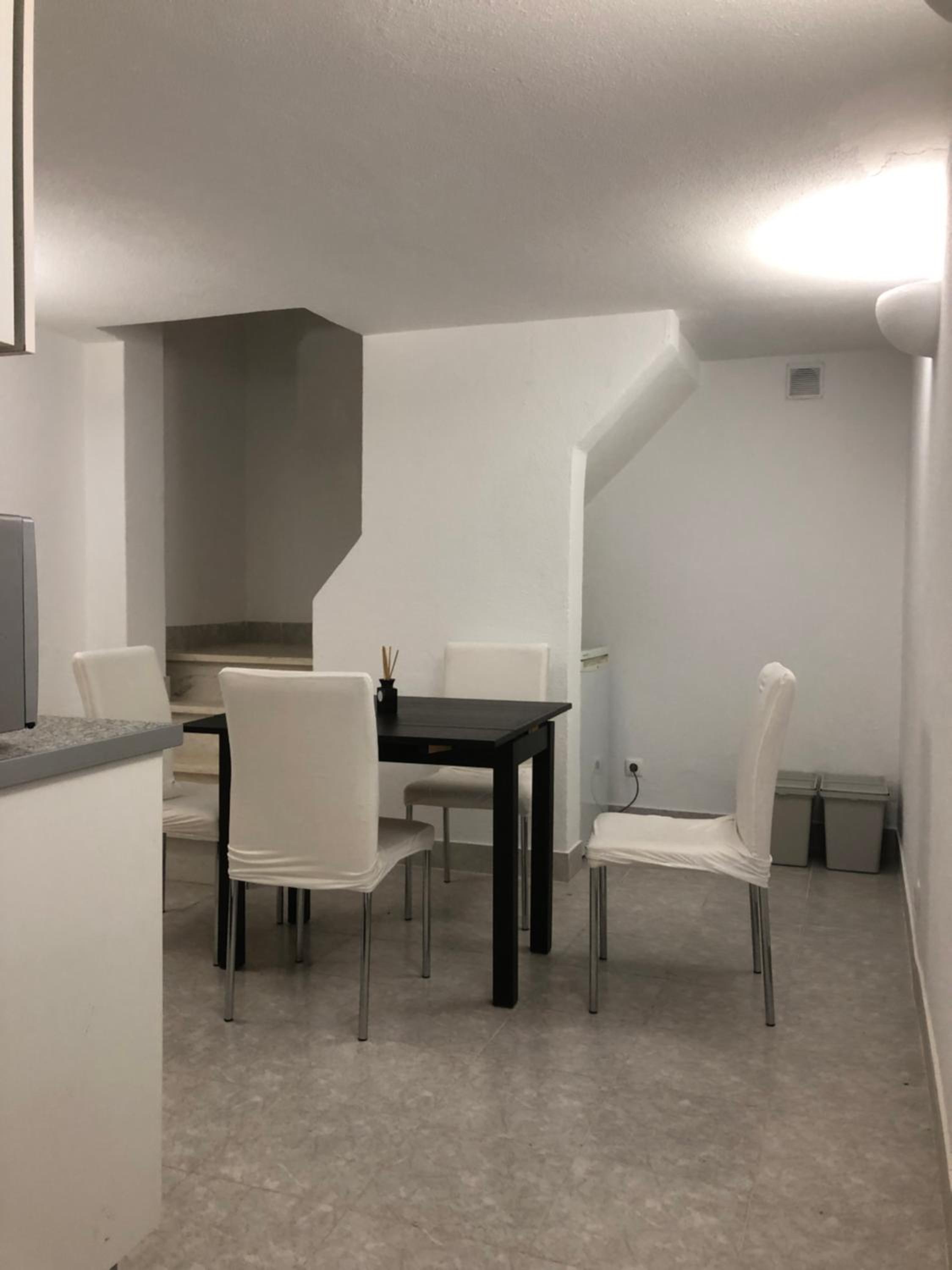 Urban Retreat Lisbon Apartment