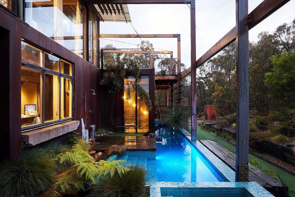 Grand Designs Eco Bush Retreat