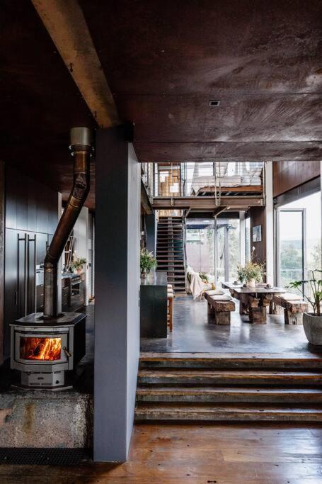 Grand Designs Eco Bush Retreat