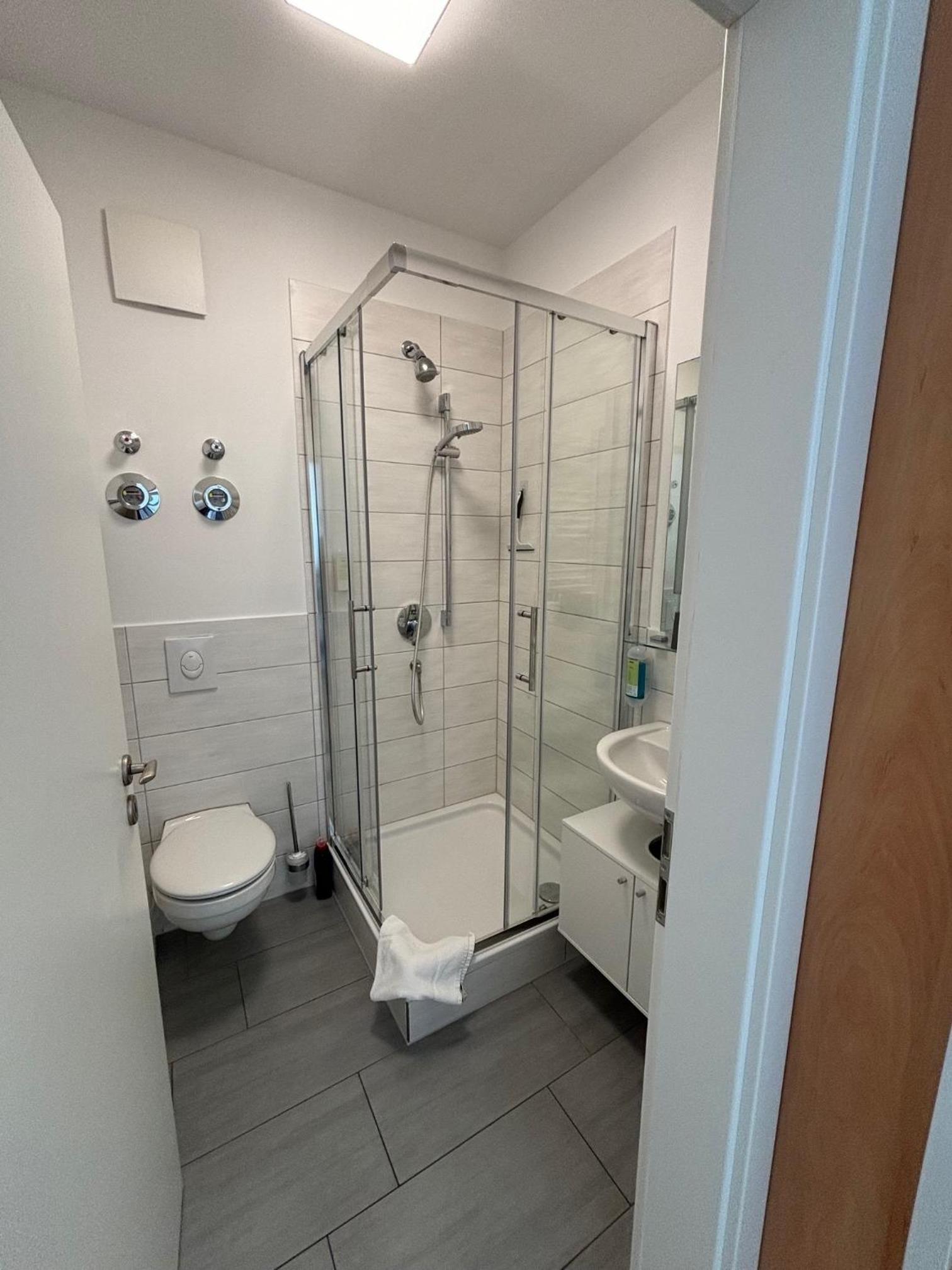 Einraumapartment im Erdgeschoss mit Seeblick