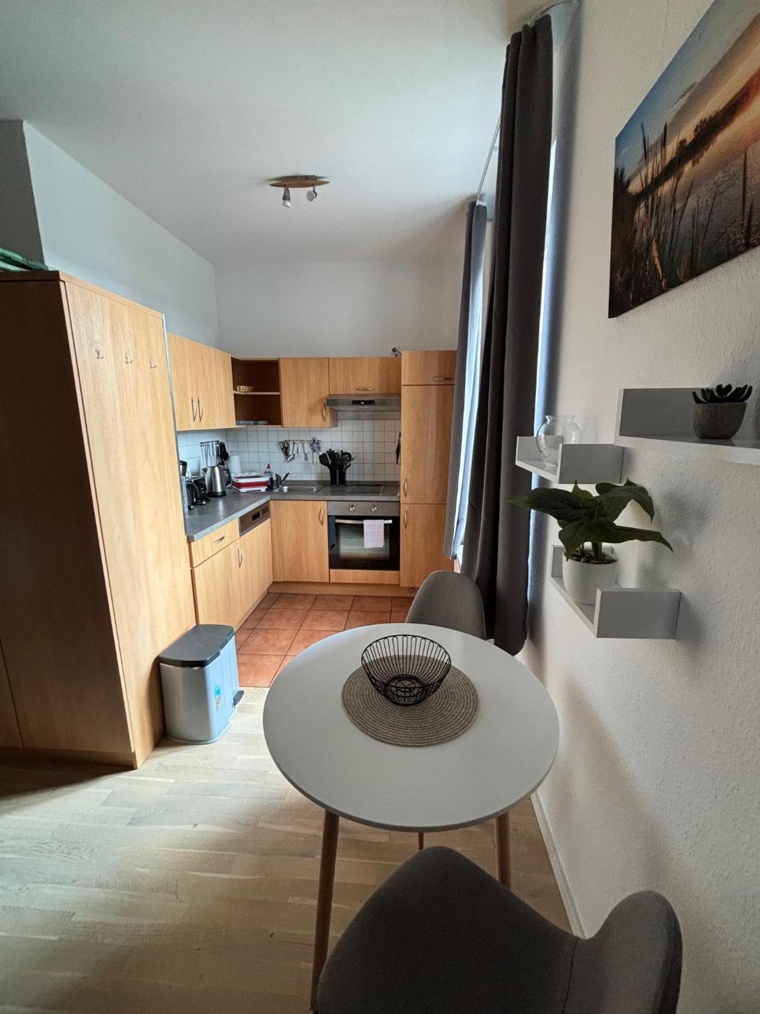 Einraumapartment im Erdgeschoss mit Seeblick