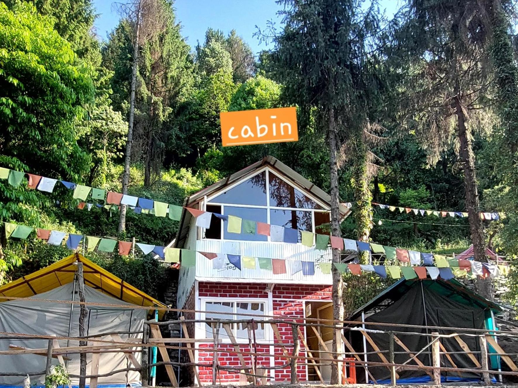 NOMADIC DALHOUSIE - Camping & The Adventure Café view 2