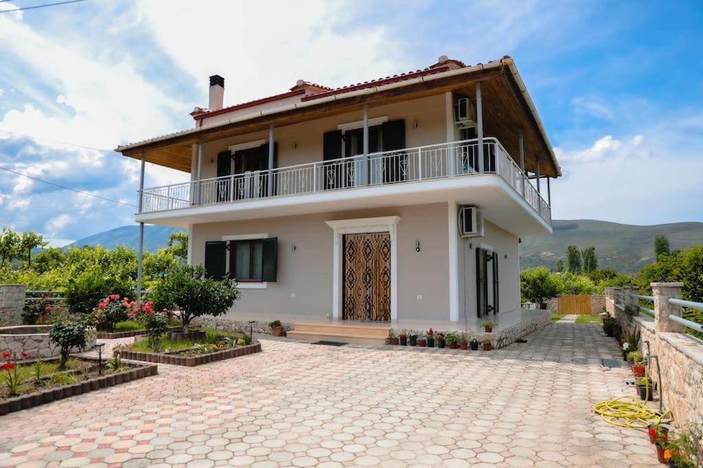 Villa Harmony Haven Berat