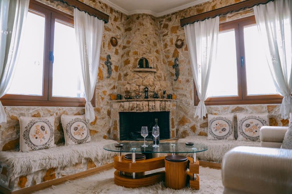 Villa Harmony Haven Berat