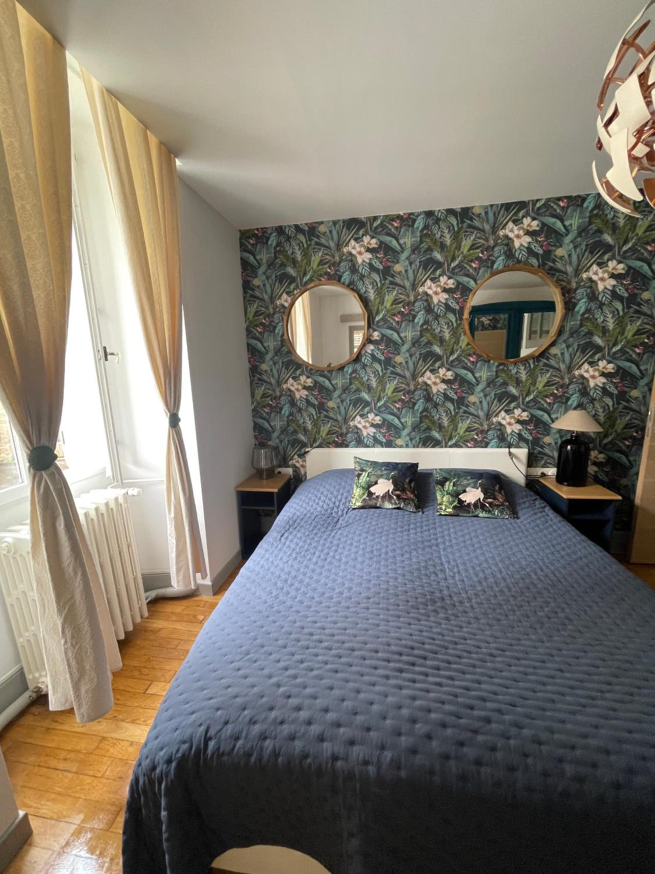 Liberté et Confort, appartement entier, moderne avec 2 chambres et cuisine équipée au coeur de Semur