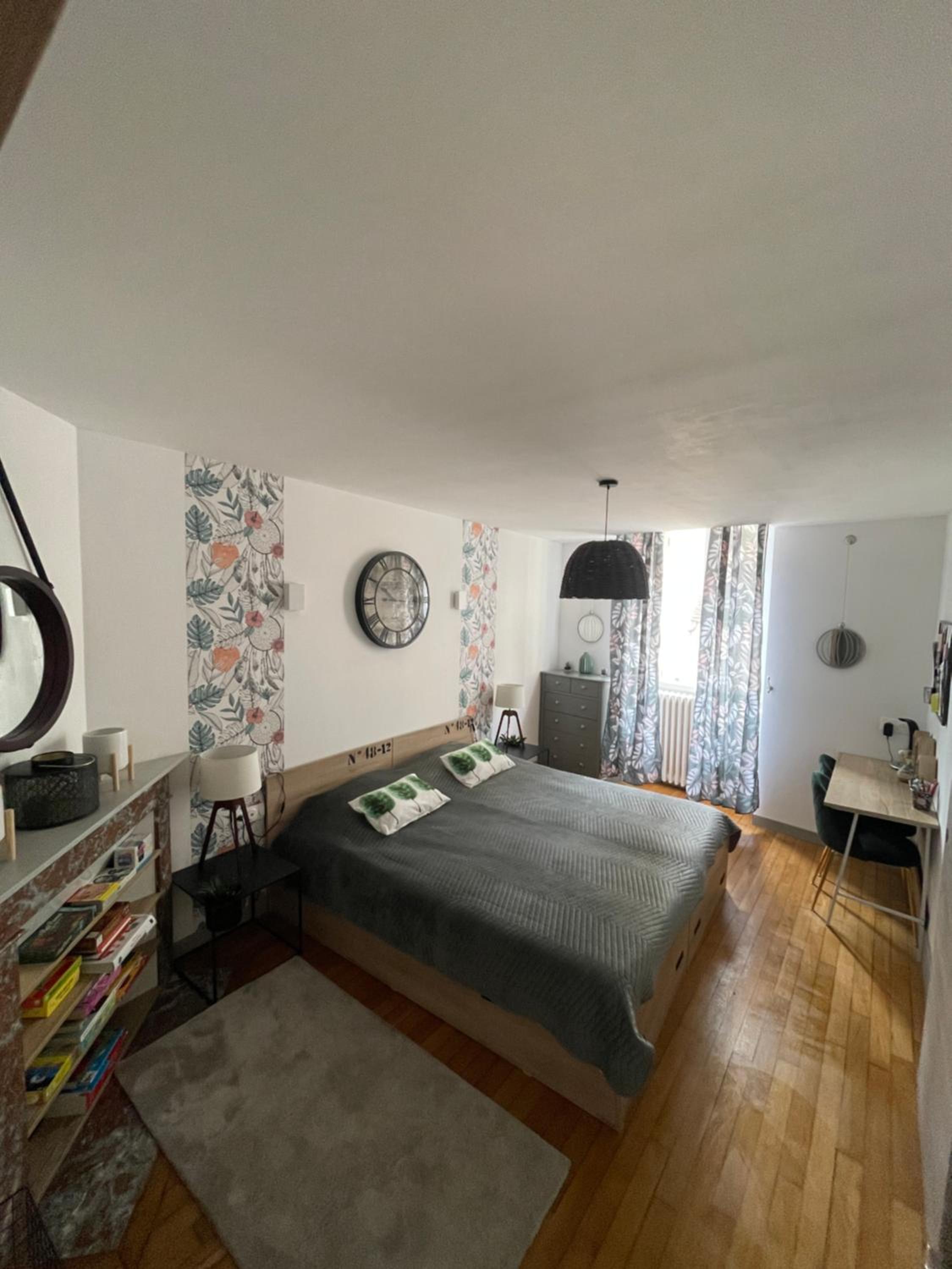 Liberté et Confort, appartement entier, moderne avec 2 chambres et cuisine équipée au coeur de Semur