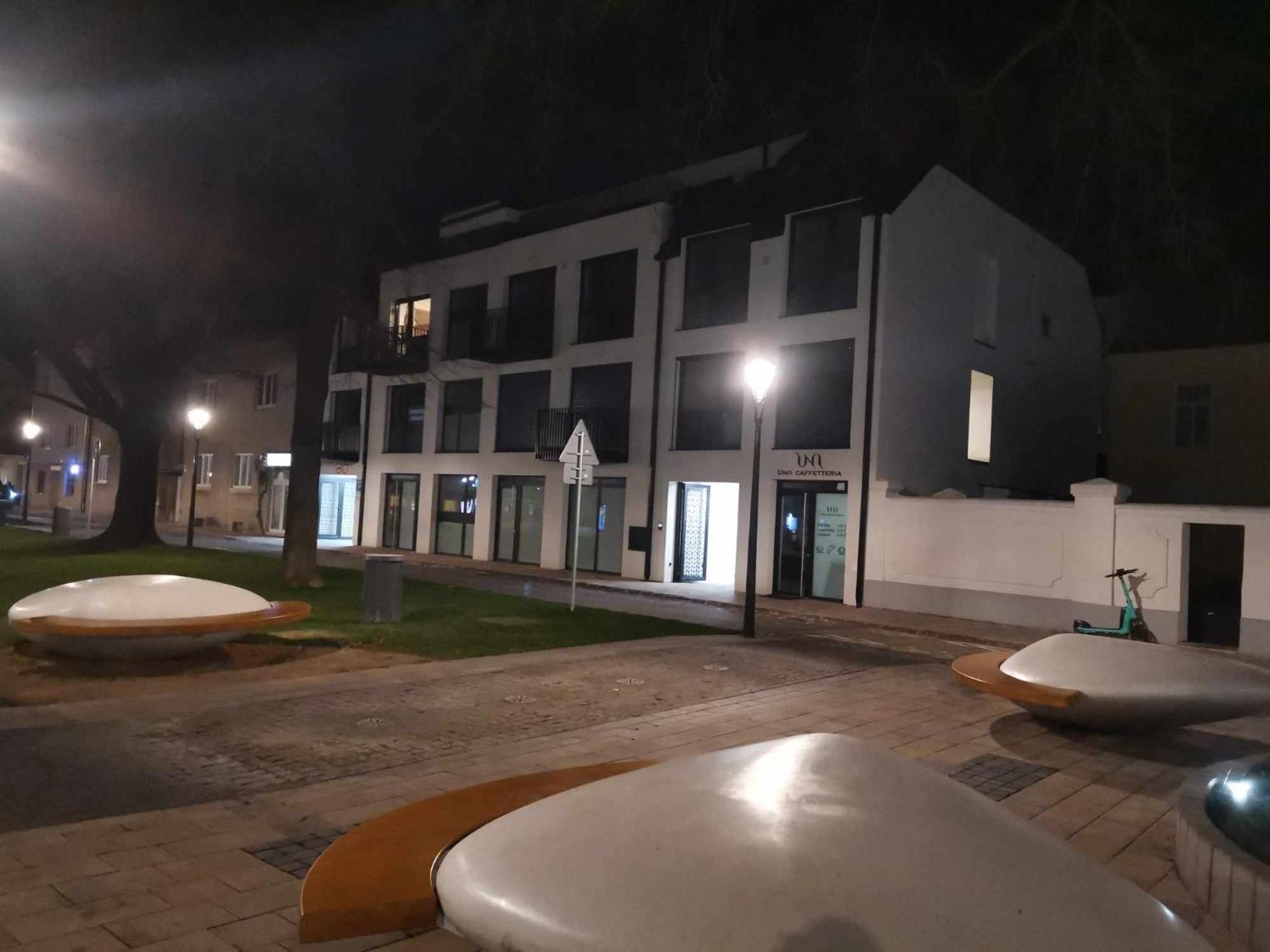Stay PRESTIGE Apartment - Luxury Trnava, FREE INDOOR PARKING view 5