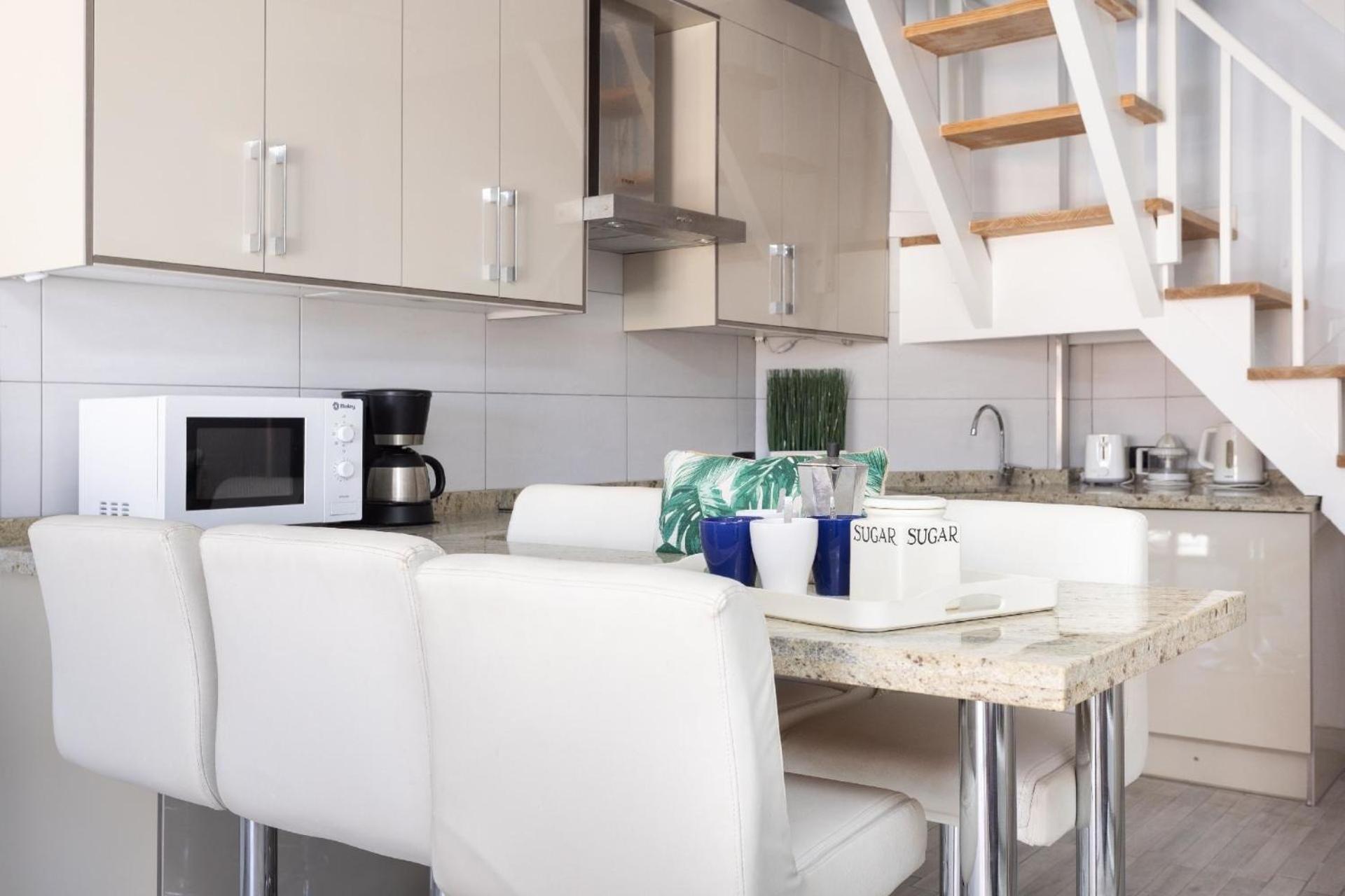 Moderne Wohnung Mit Meerblick Und Pool