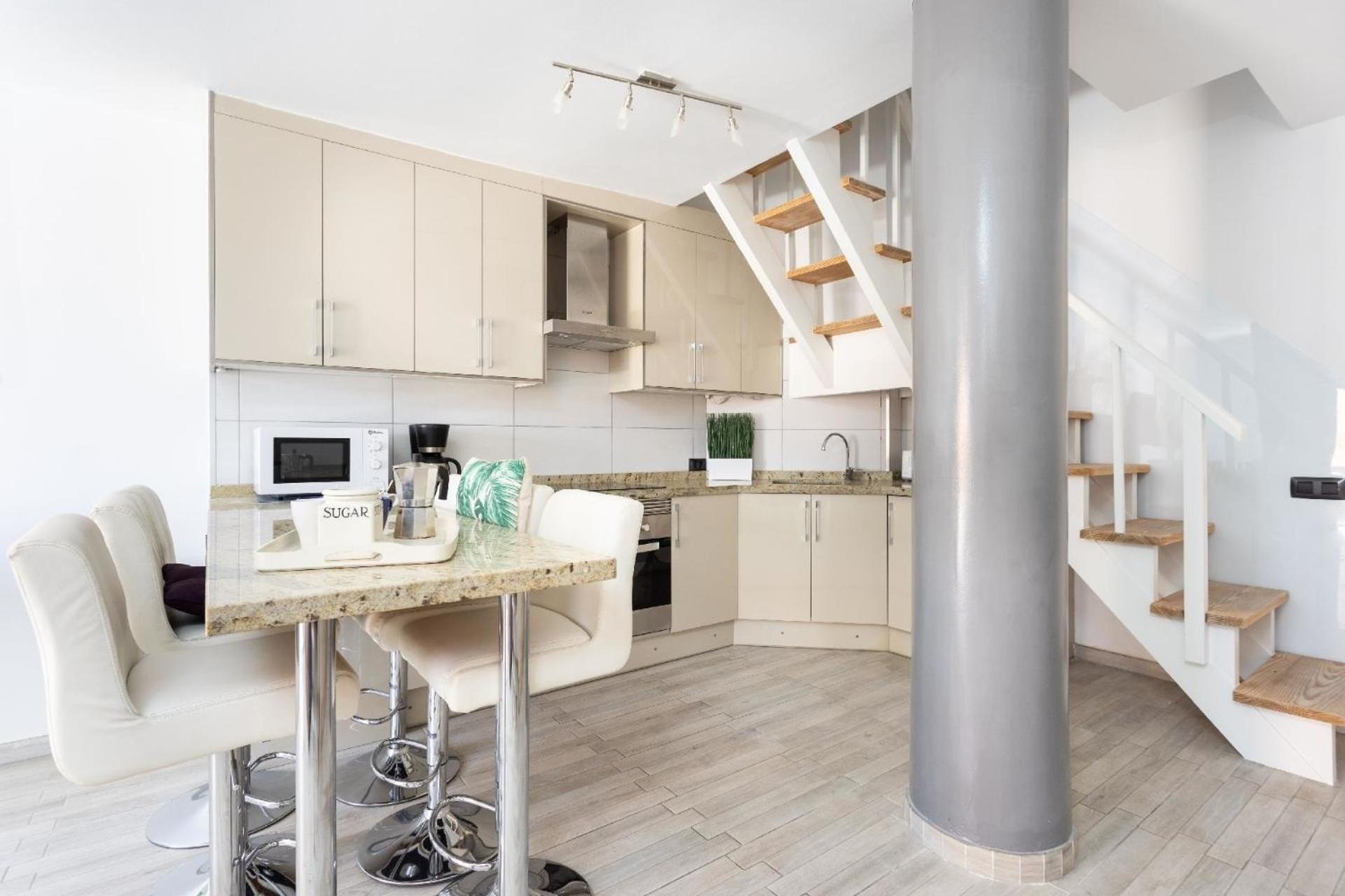 Moderne Wohnung Mit Meerblick Und Pool