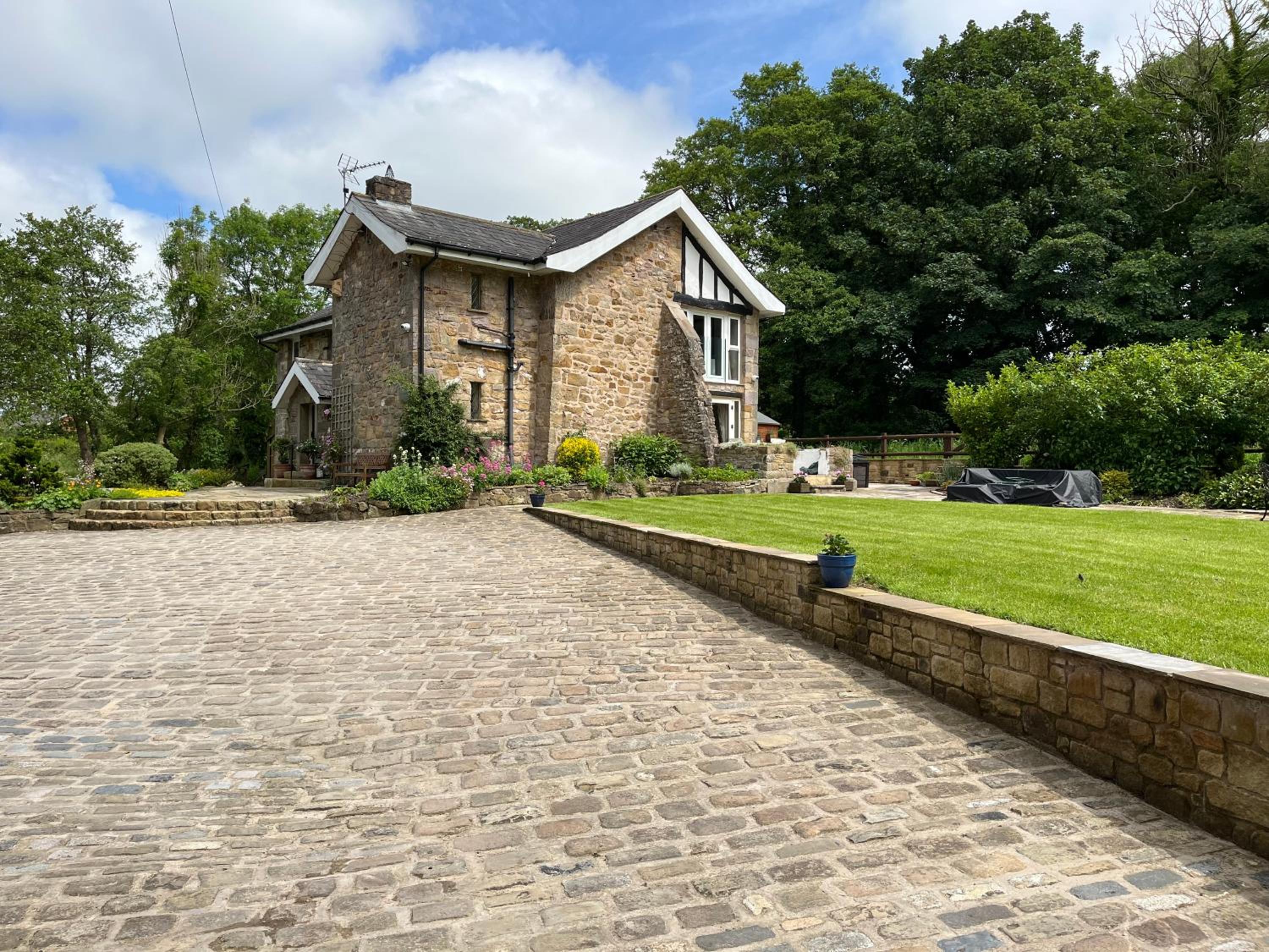 Picket Post House Accommodation view 4