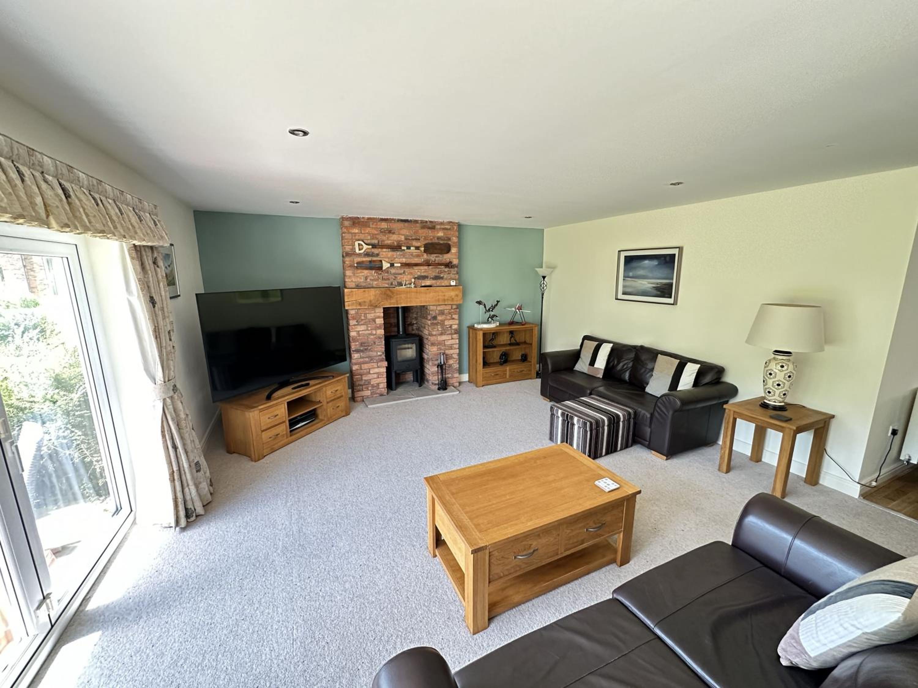 Pastures View - Part of the The Bay Filey Holiday Village with pool, gym and direct beach access, pub, restaurant, tennis and meadows walks