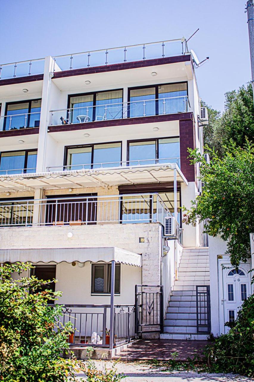 Apartment White Pearl view 2