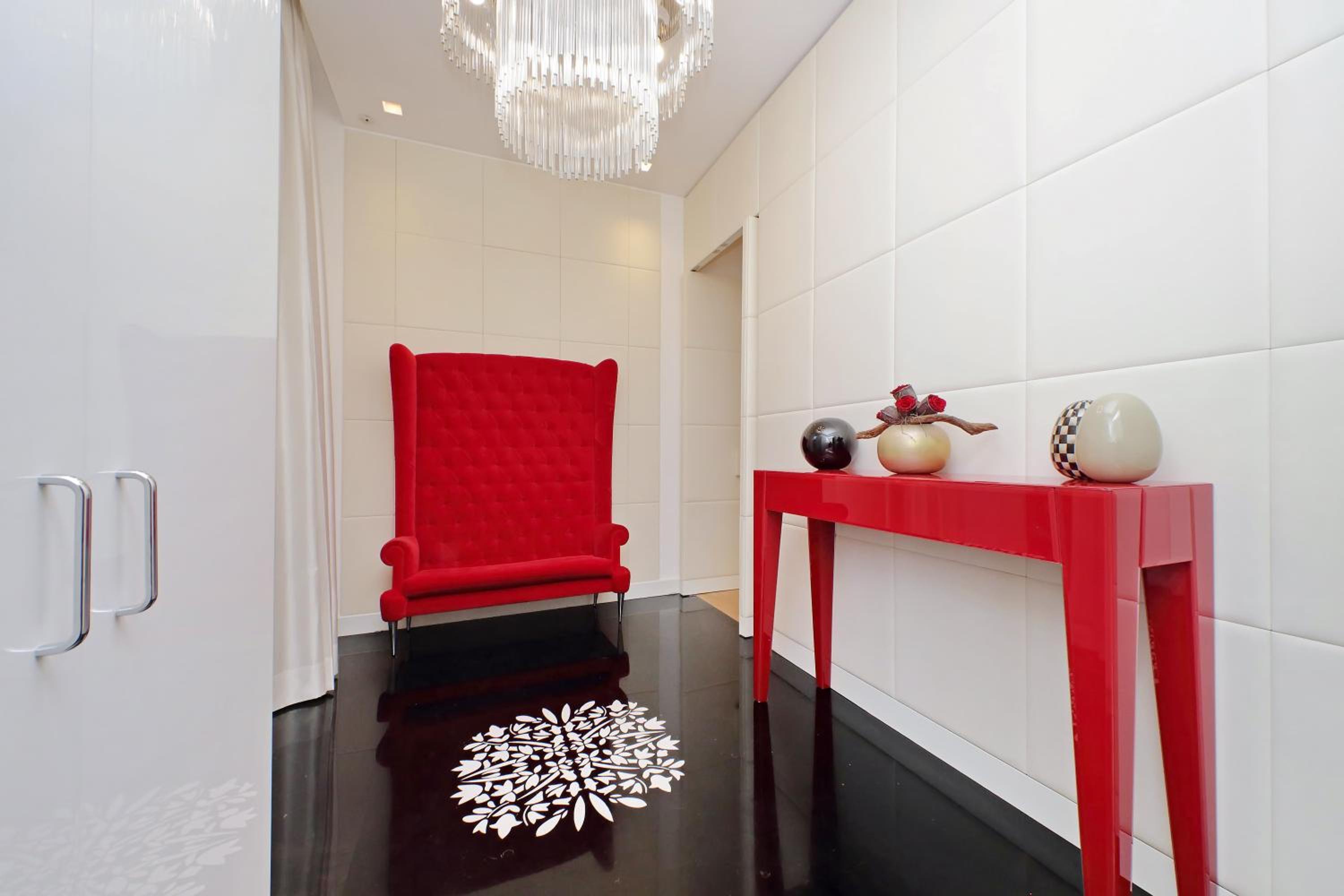 Domus Aurea Luxury Suites