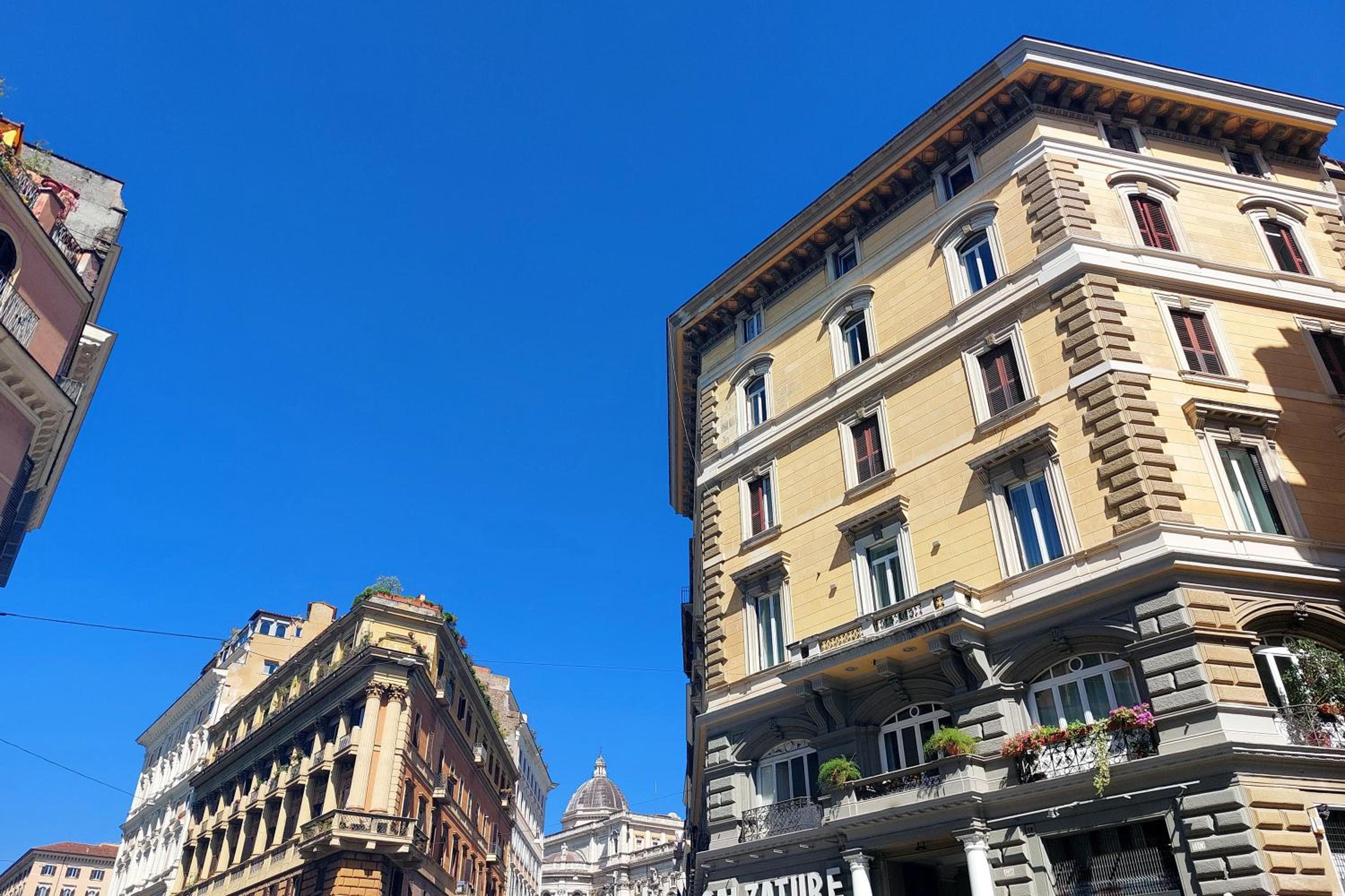 Domus Aurea Luxury Suites