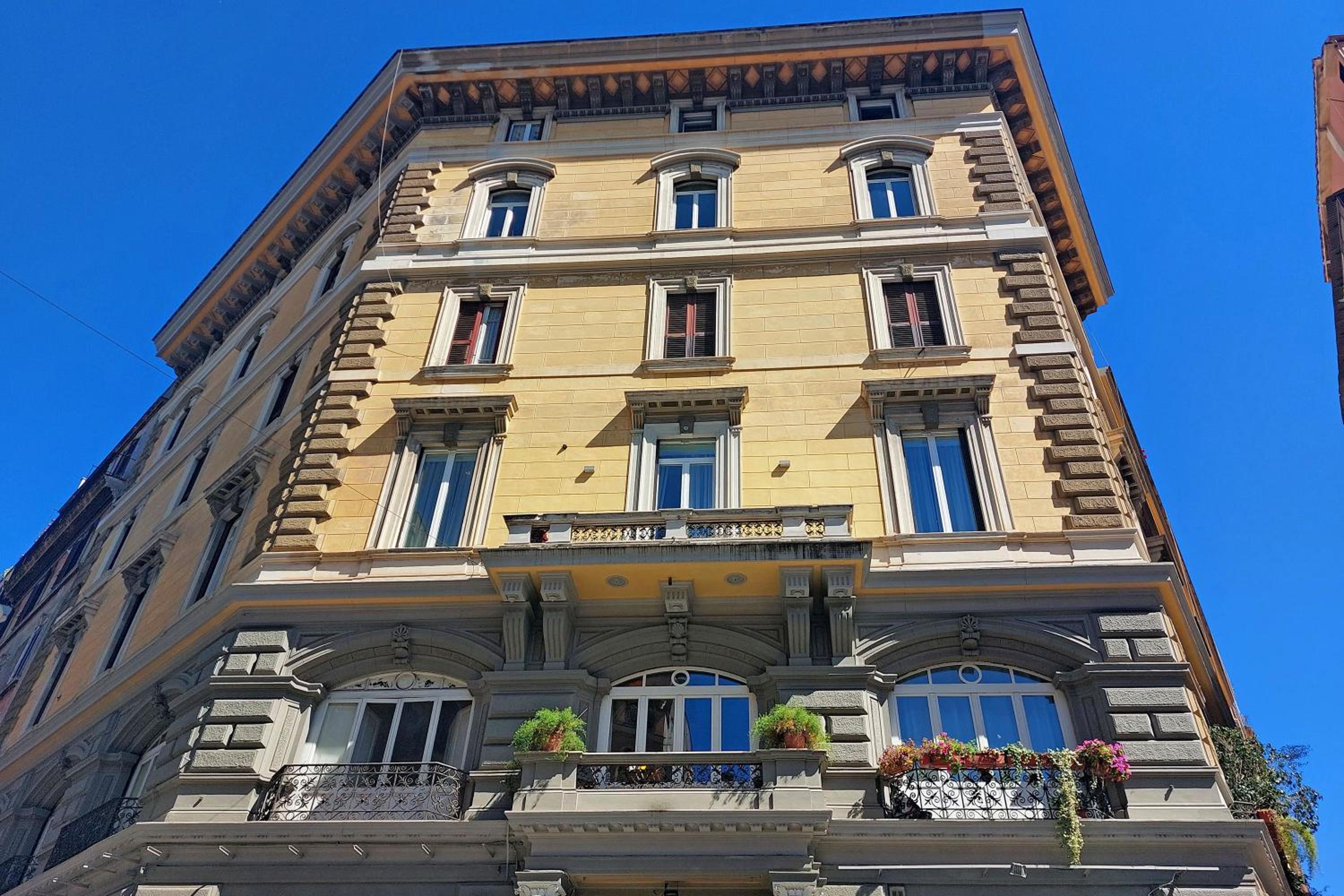 Domus Aurea Luxury Suites