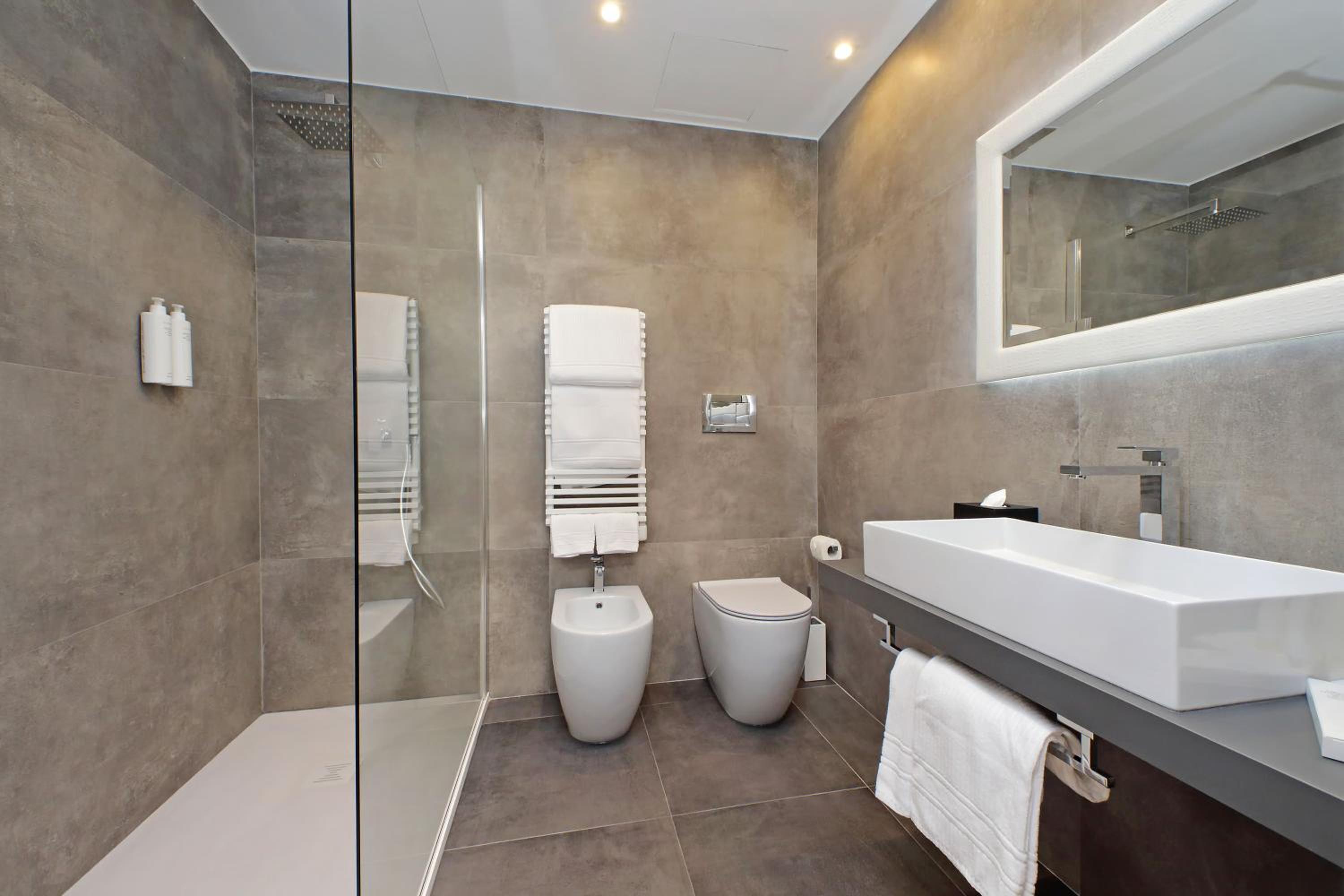 Domus Aurea Luxury Suites