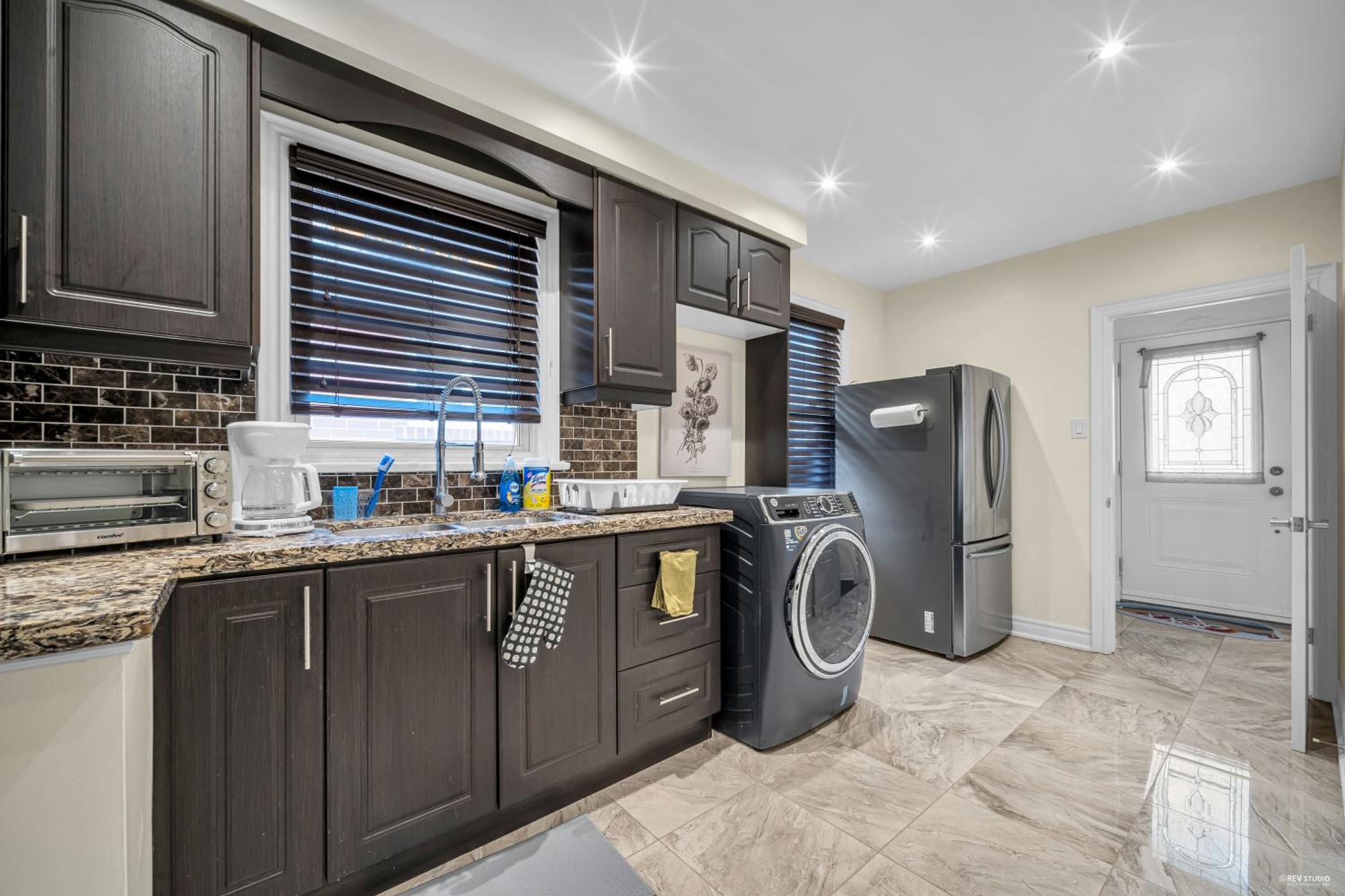 Luxury Renovated House in Prime Location with Parking