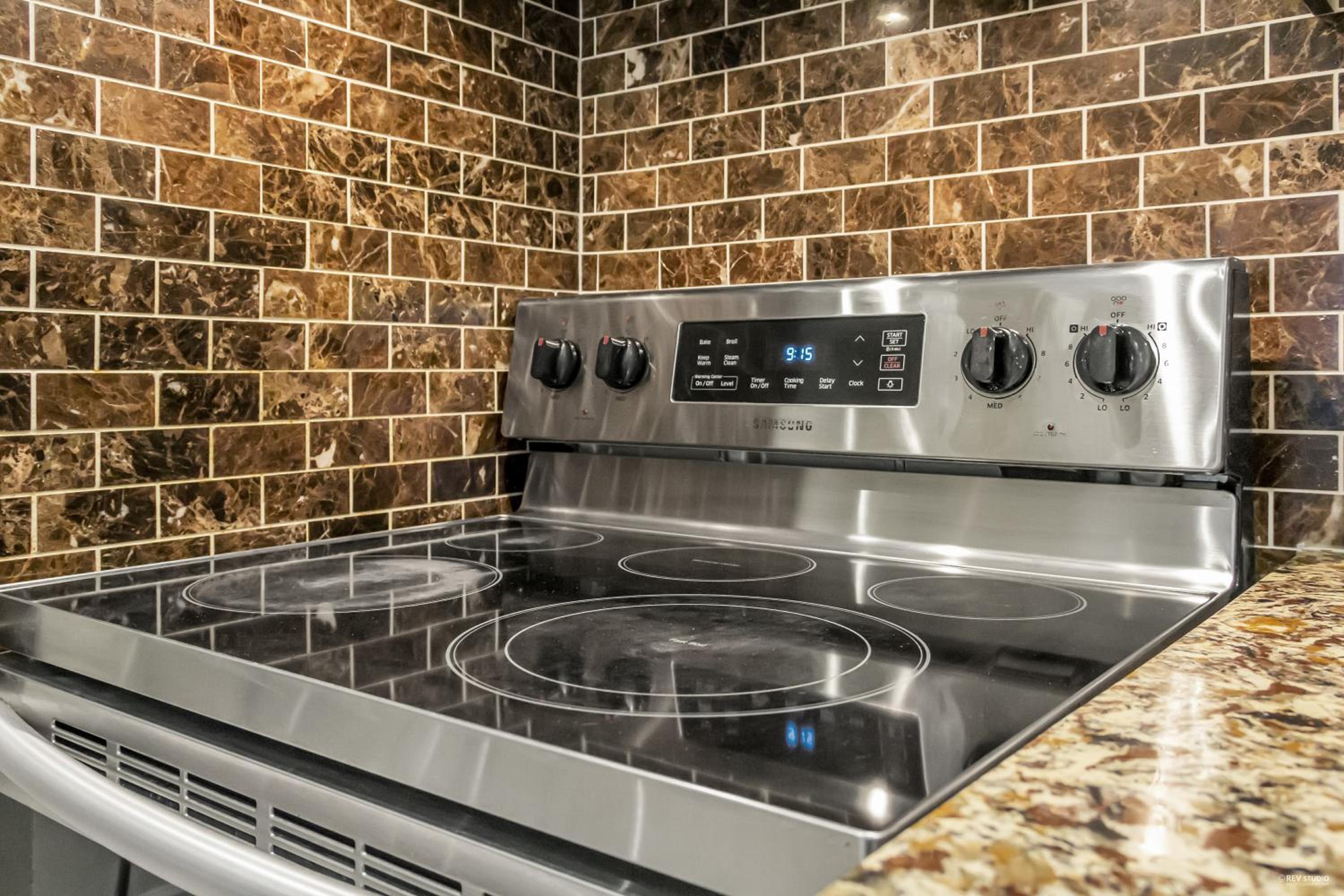Luxury Renovated House in Prime Location with Parking