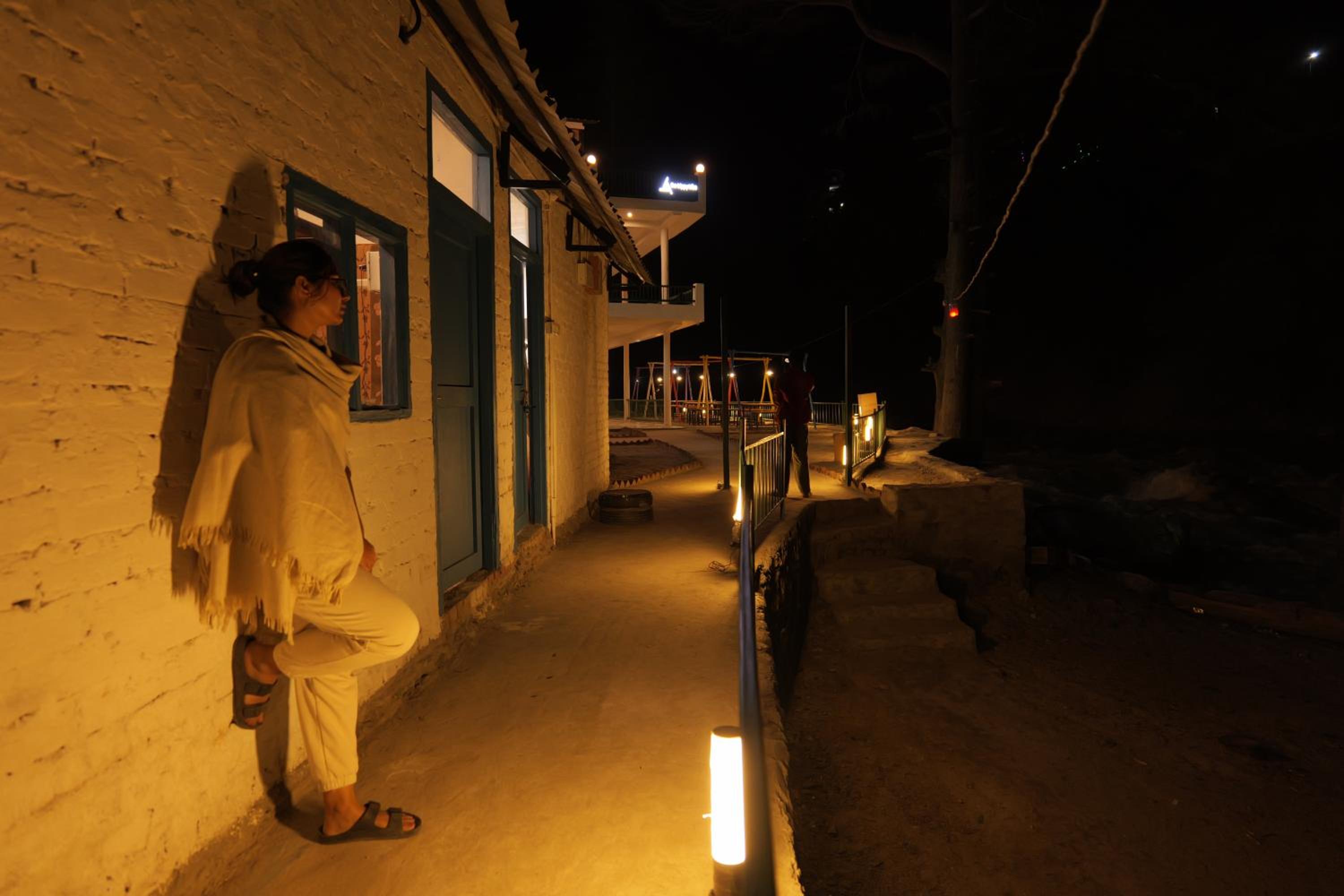 The Trippy Tribe Riverside Hostel Kasol view 3
