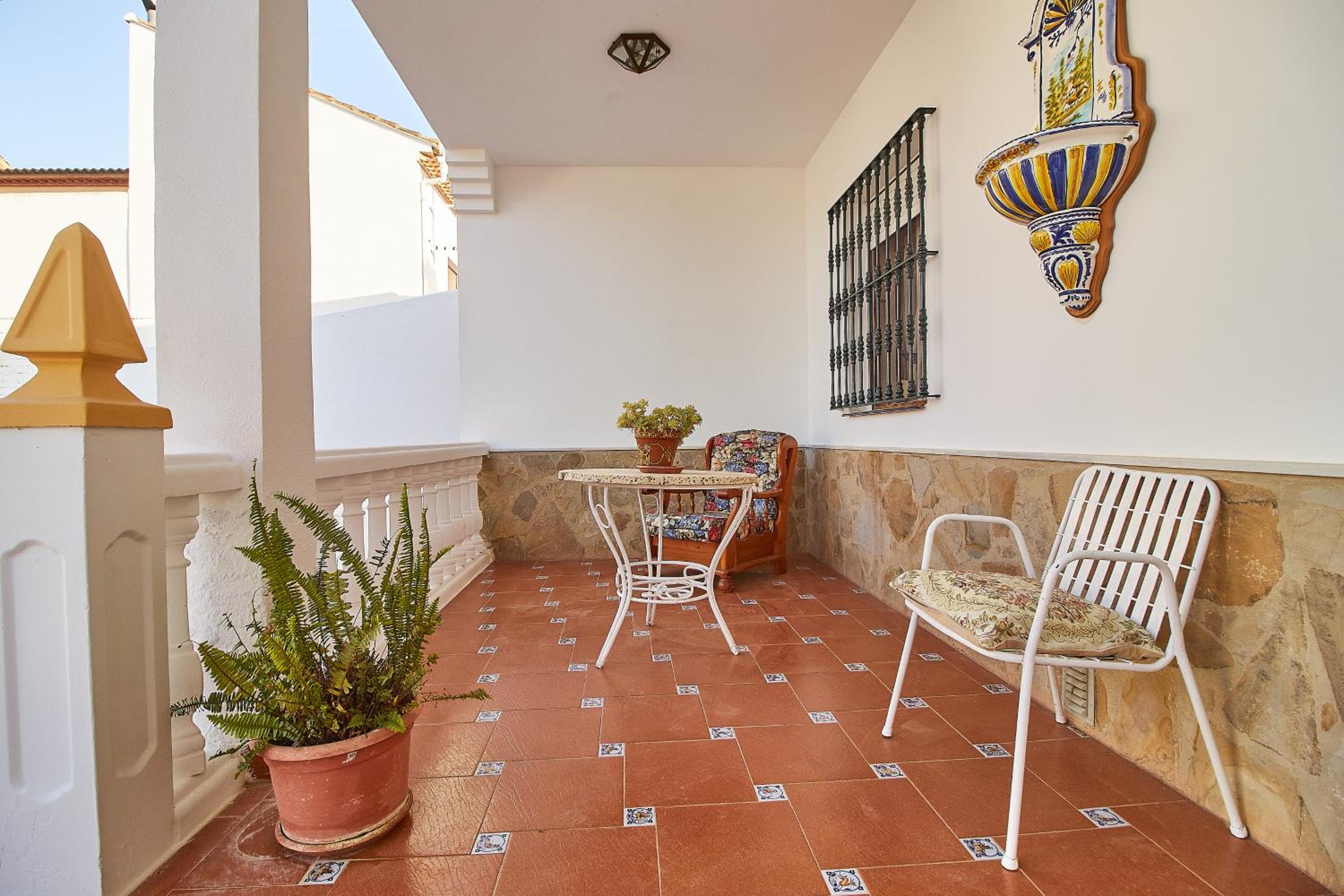 CASA EL PRADO con Piscina y Aparcamiento