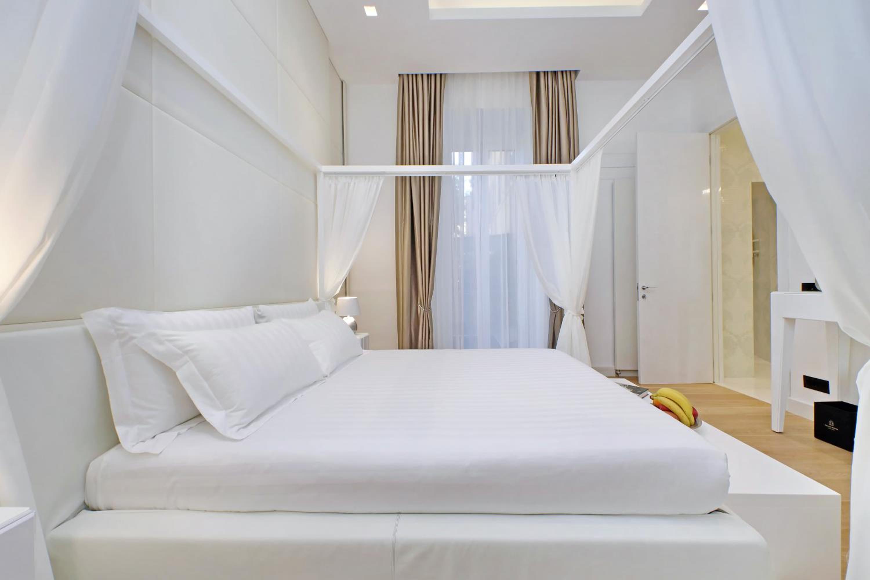 Domus Aurea Luxury Suites