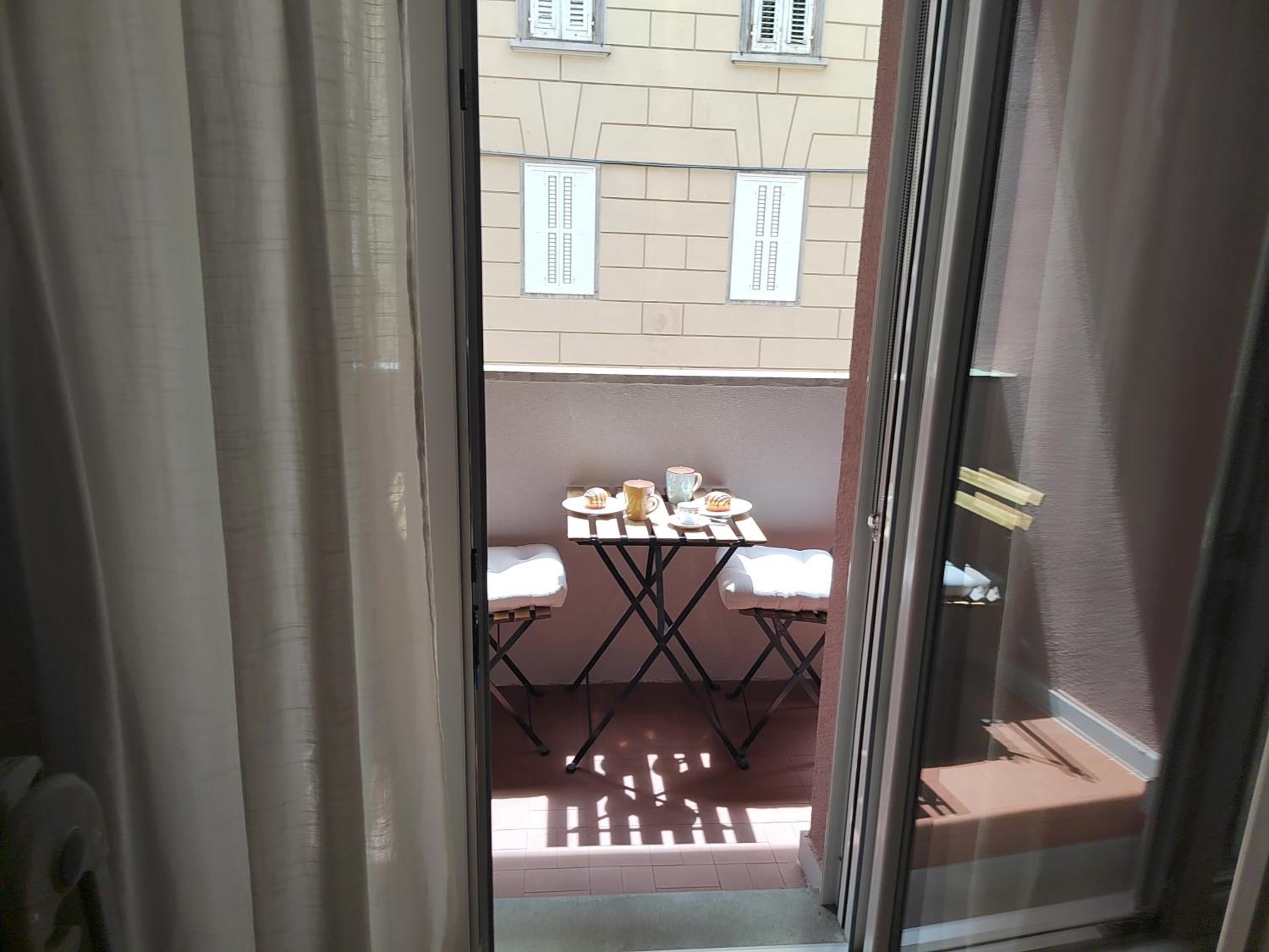 PERFECT APARTMENT for centre and Miramare photo 4