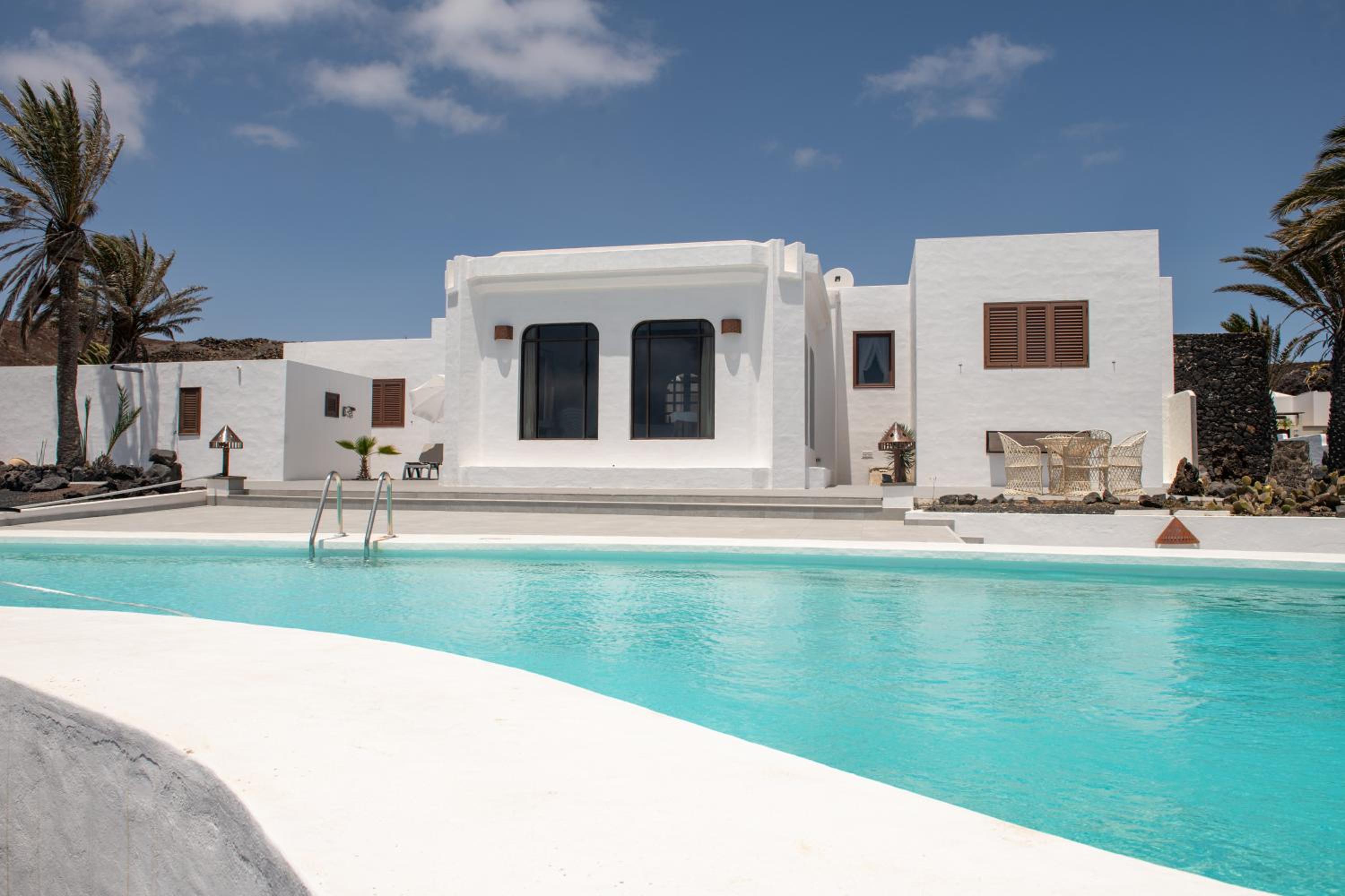 Villa Blanca Nudist Place