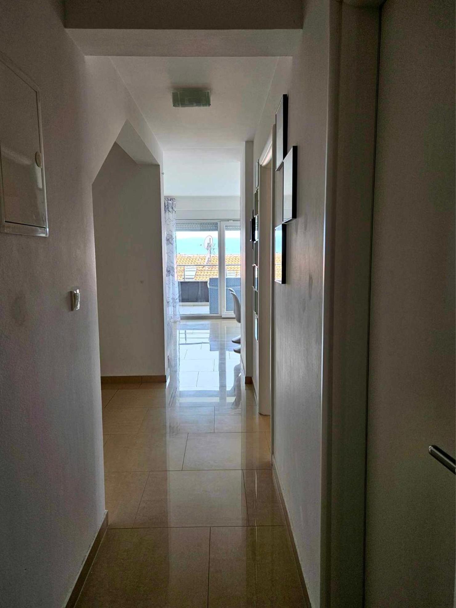 Domagoj - Luxury apartment with private parking, jacuzzi and seaview view 3