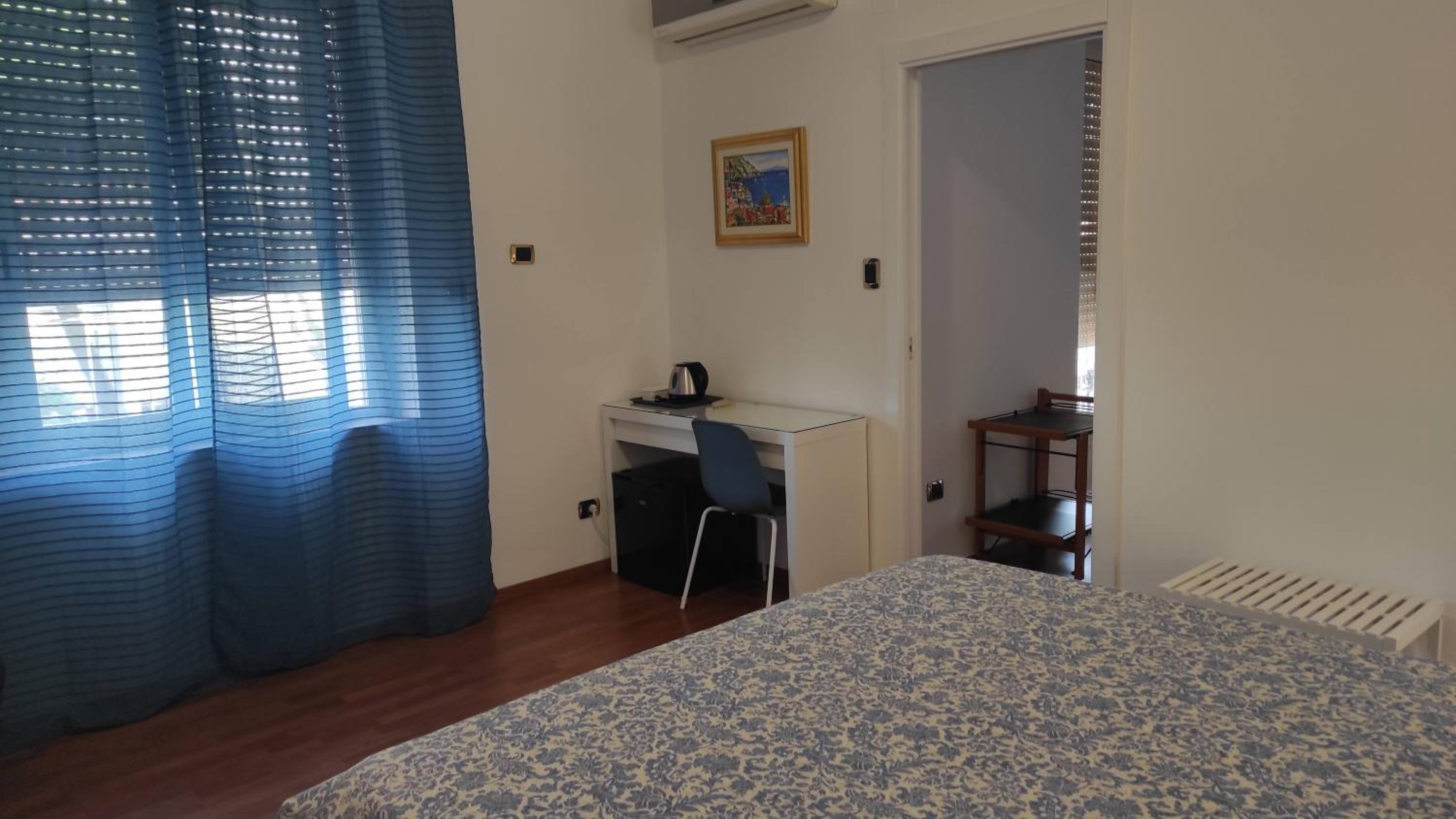 Belinda Rooms - Positano photo 3