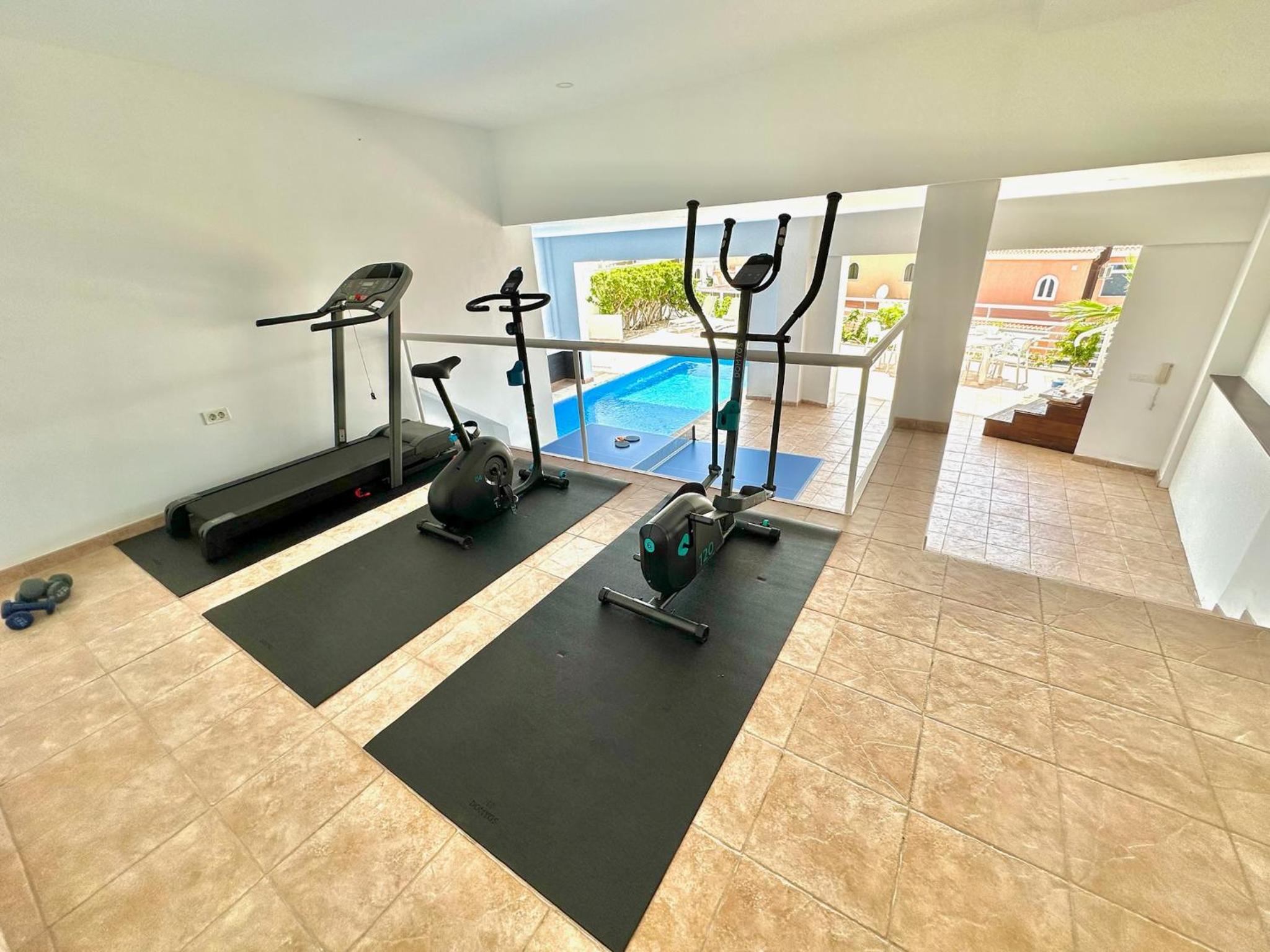 Luxury Villa Taoro private heated pool Free Car Except Christmas