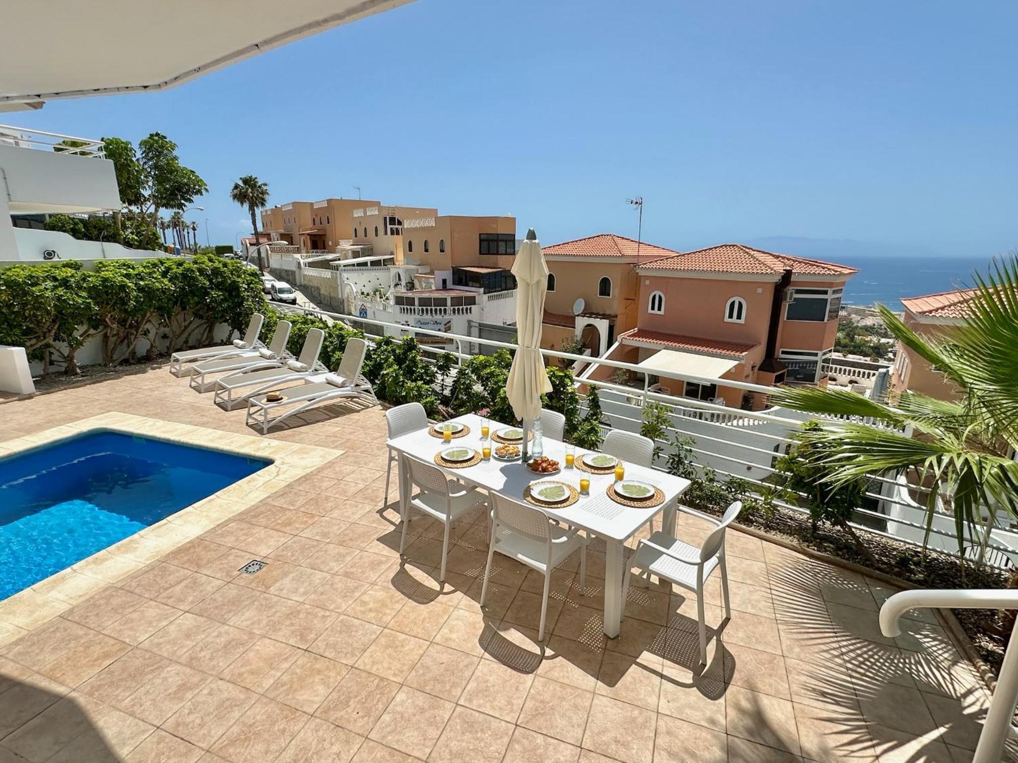 Luxury Villa Taoro private heated pool Free Car Except Christmas