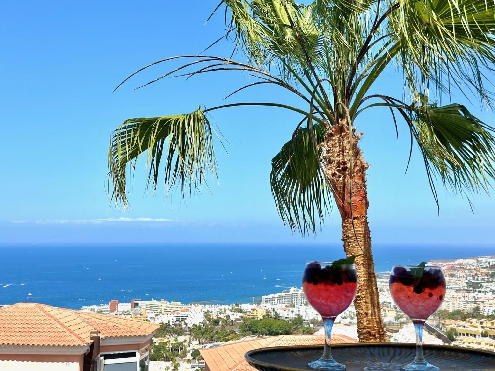 Luxury Villa Taoro private heated pool Free Car Except Christmas