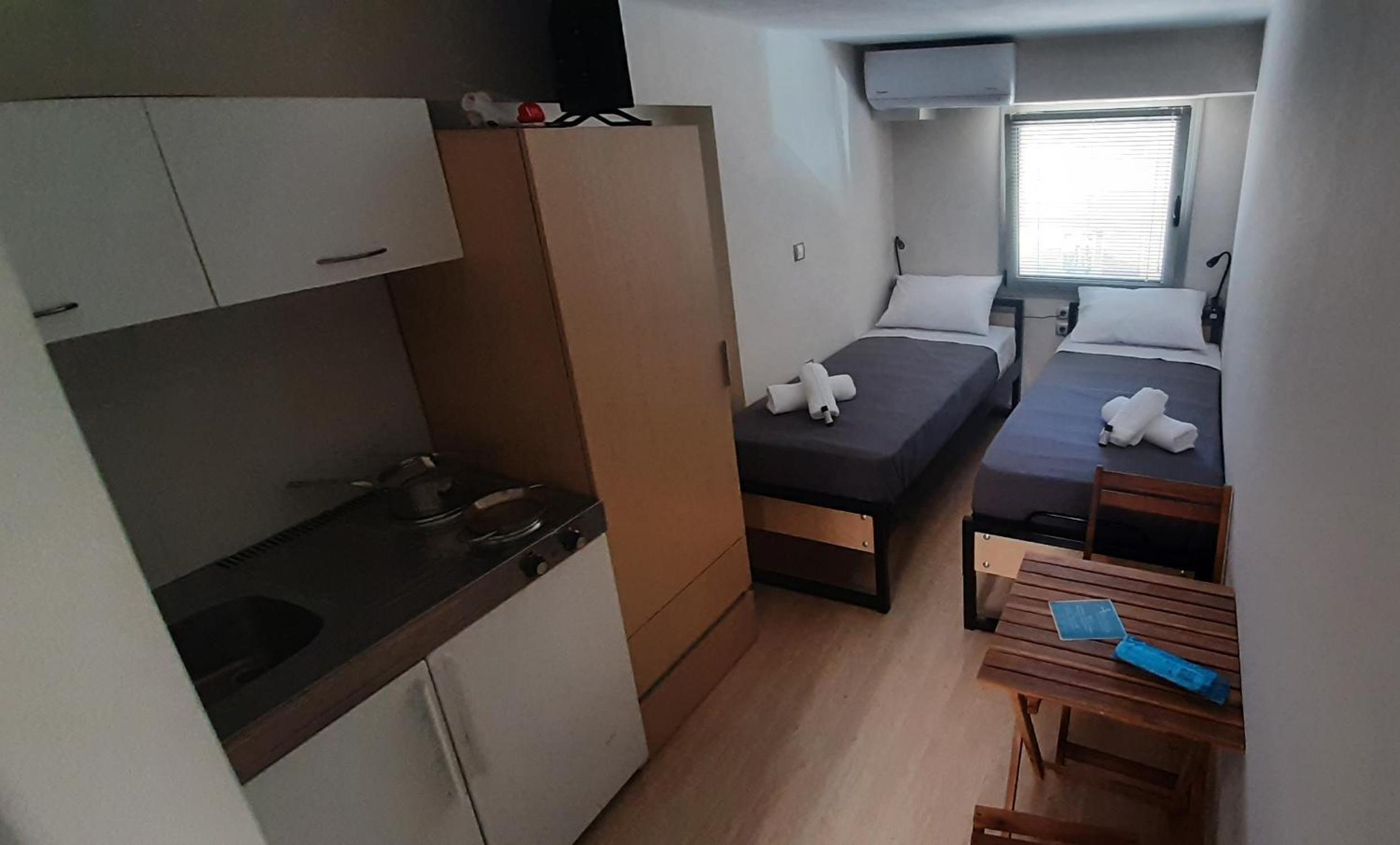 Ammos Artemis Apartments
