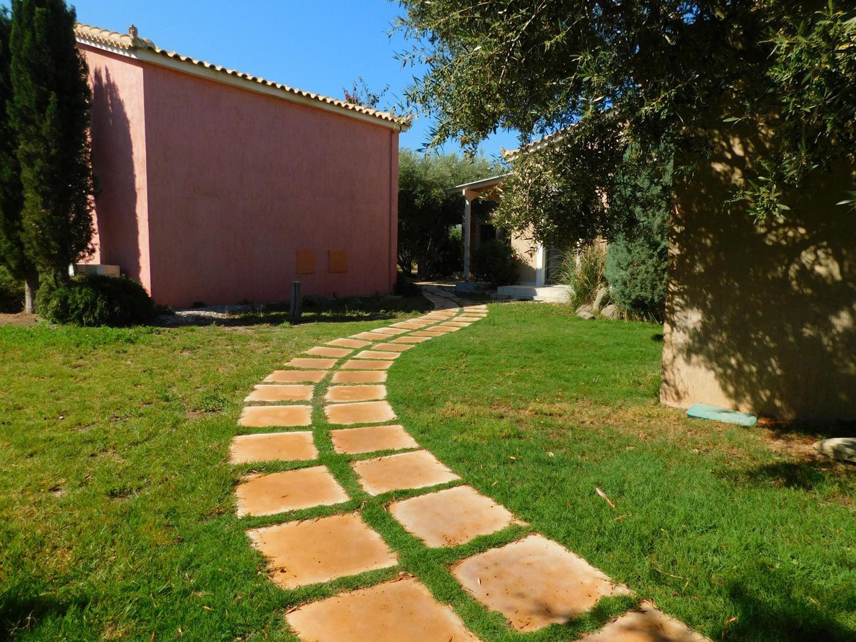 Photo 27