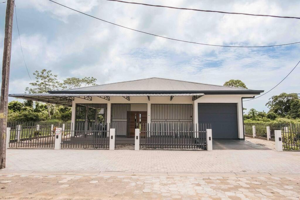 Prachtig huis in Paramaribo Noord view 4
