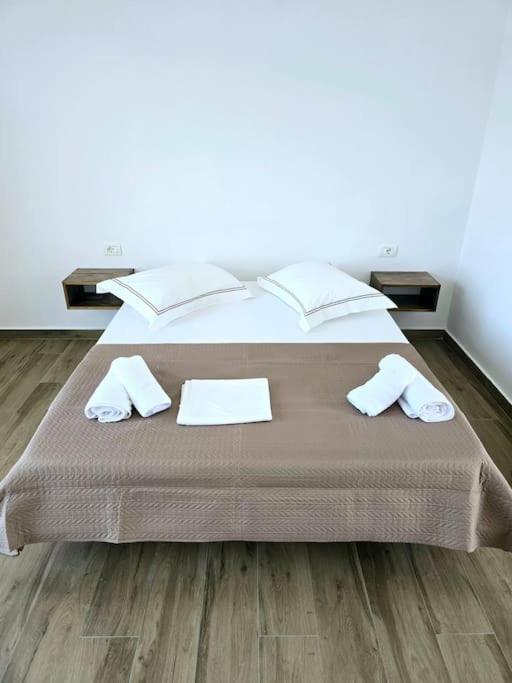 Ambelas Getaways