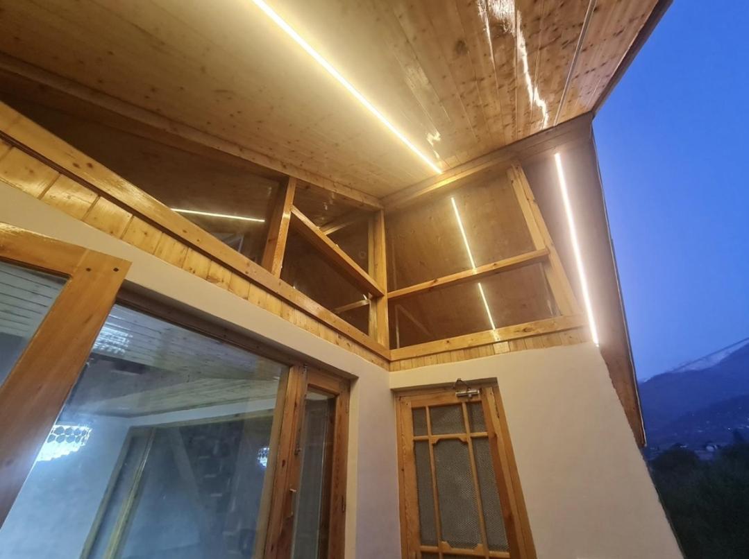 Skyview Cottages Manali