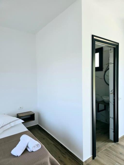 Ambelas Getaways