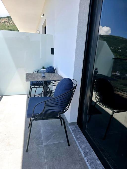 Ambelas Getaways