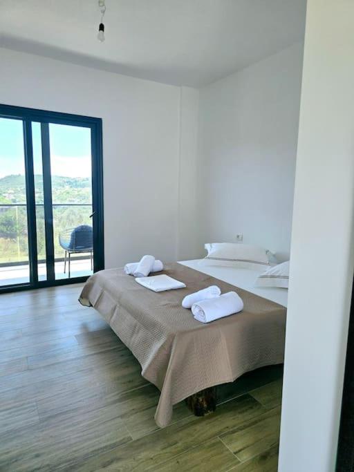 Ambelas Getaways