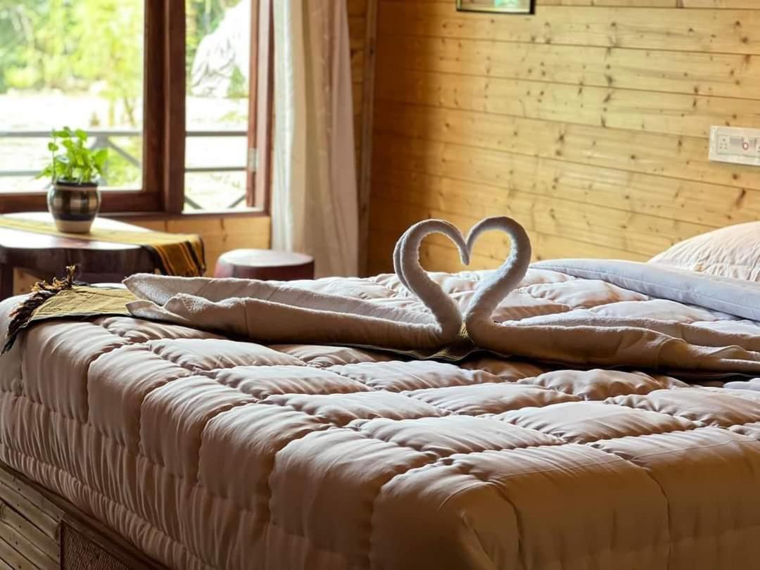 Goldelux Retreat