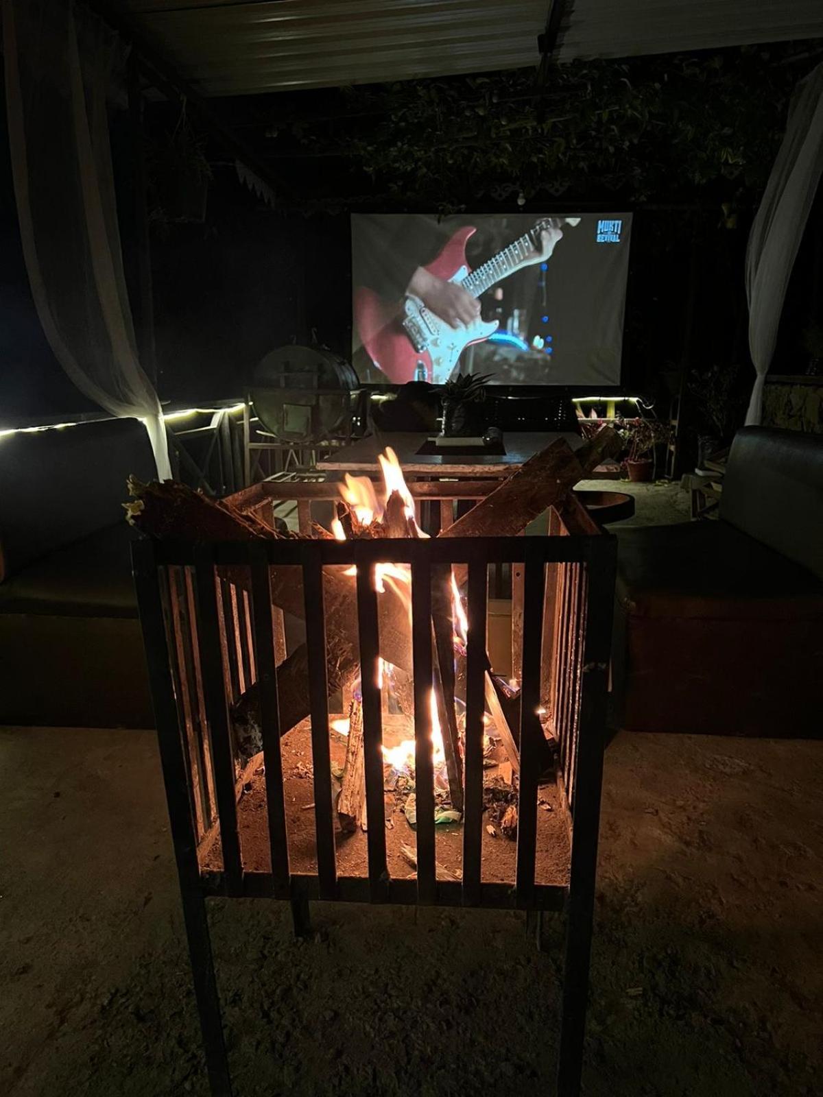 Goldelux Retreat